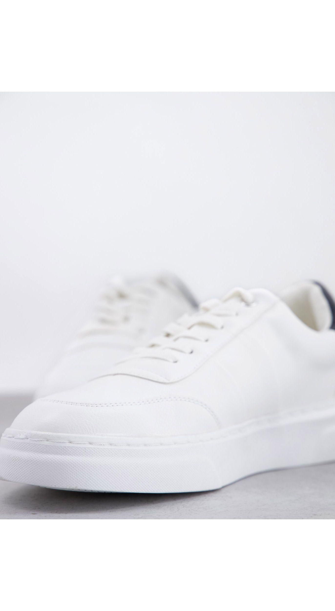 schuh wide fit trainers