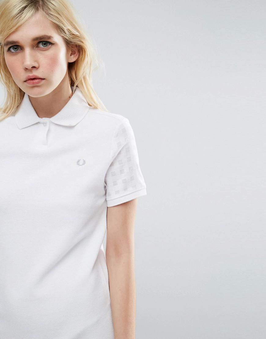 volgens Majestueus kleding stof Fred Perry Polo Dress With Gingham Sleeve in White | Lyst