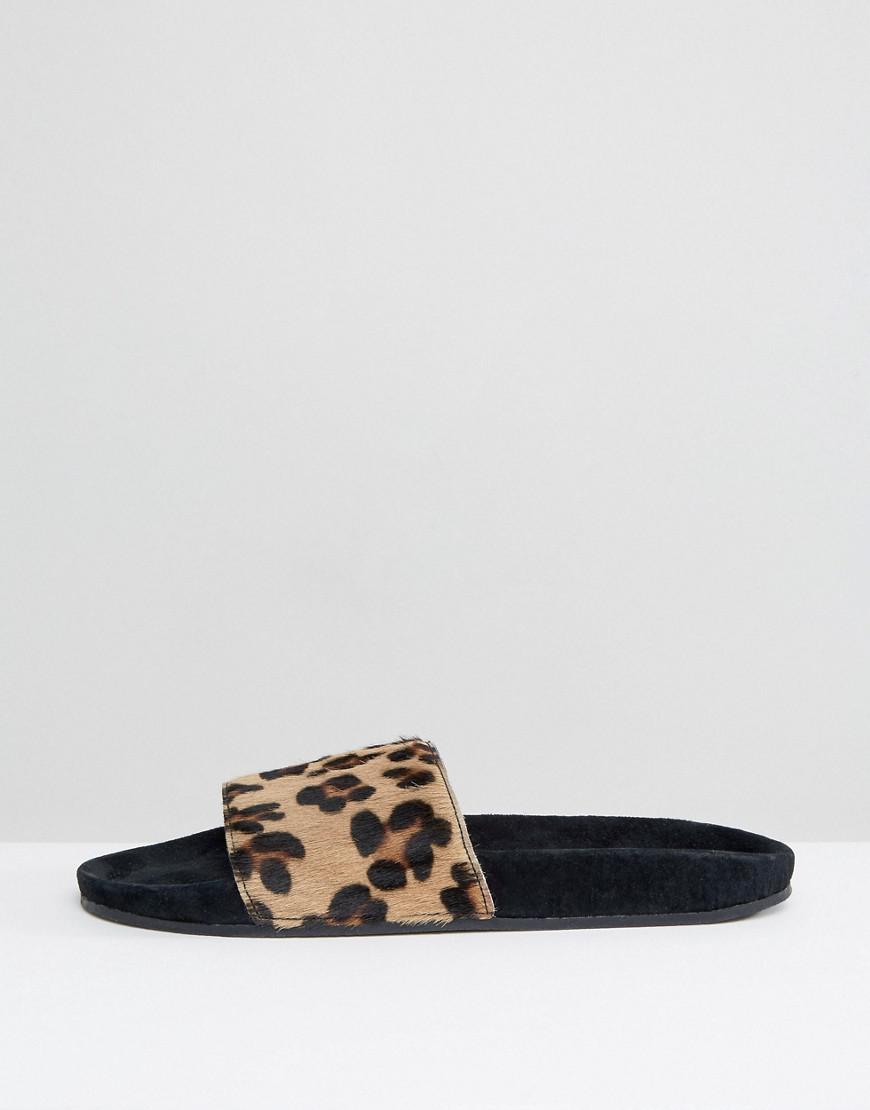 adidas Originals Leather Adilette Slides In Leopard Print Bb3109 in Black |  Lyst