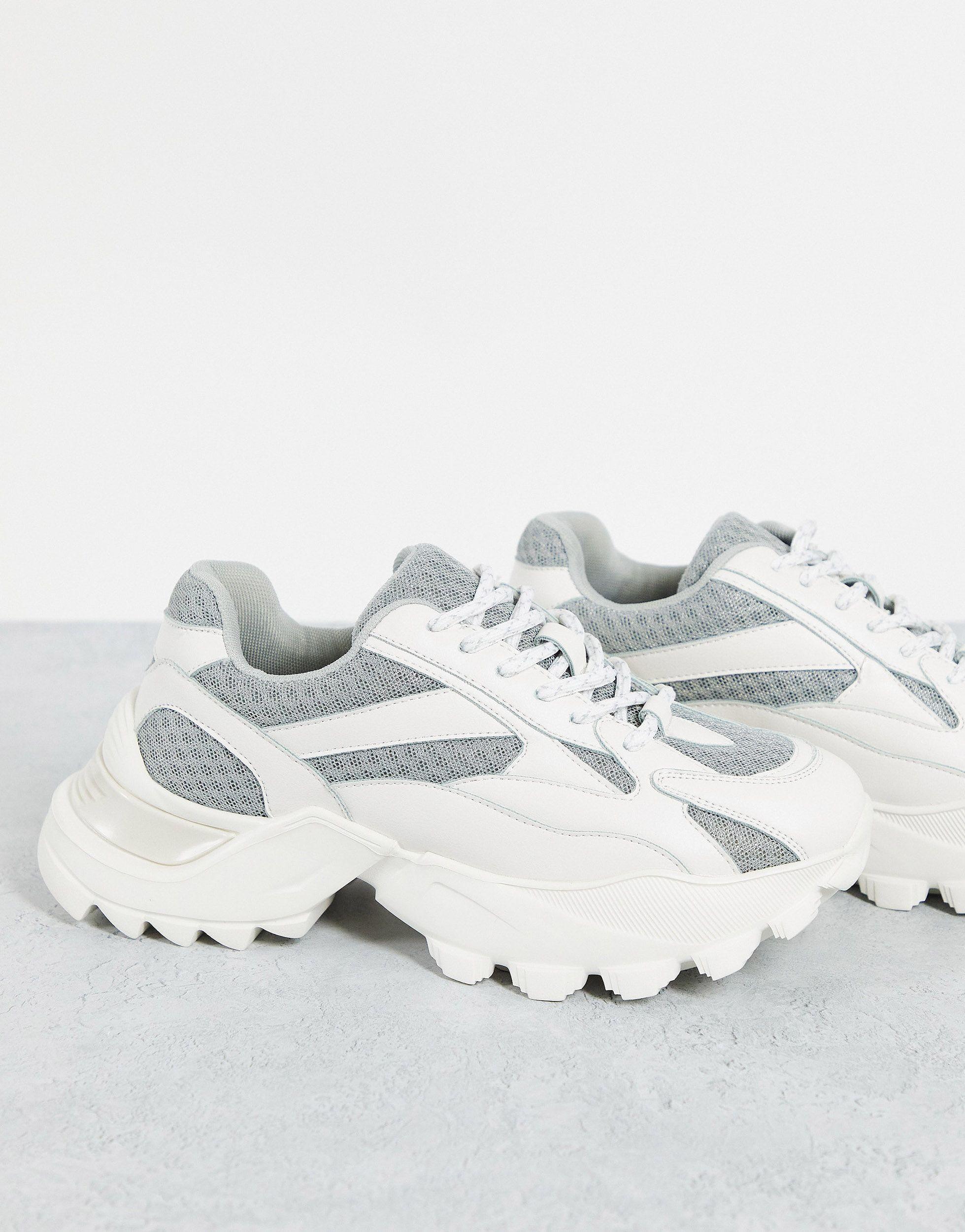Zapatillas deportivas blancas y grises con suela gruesa curva NA-KD | Lyst
