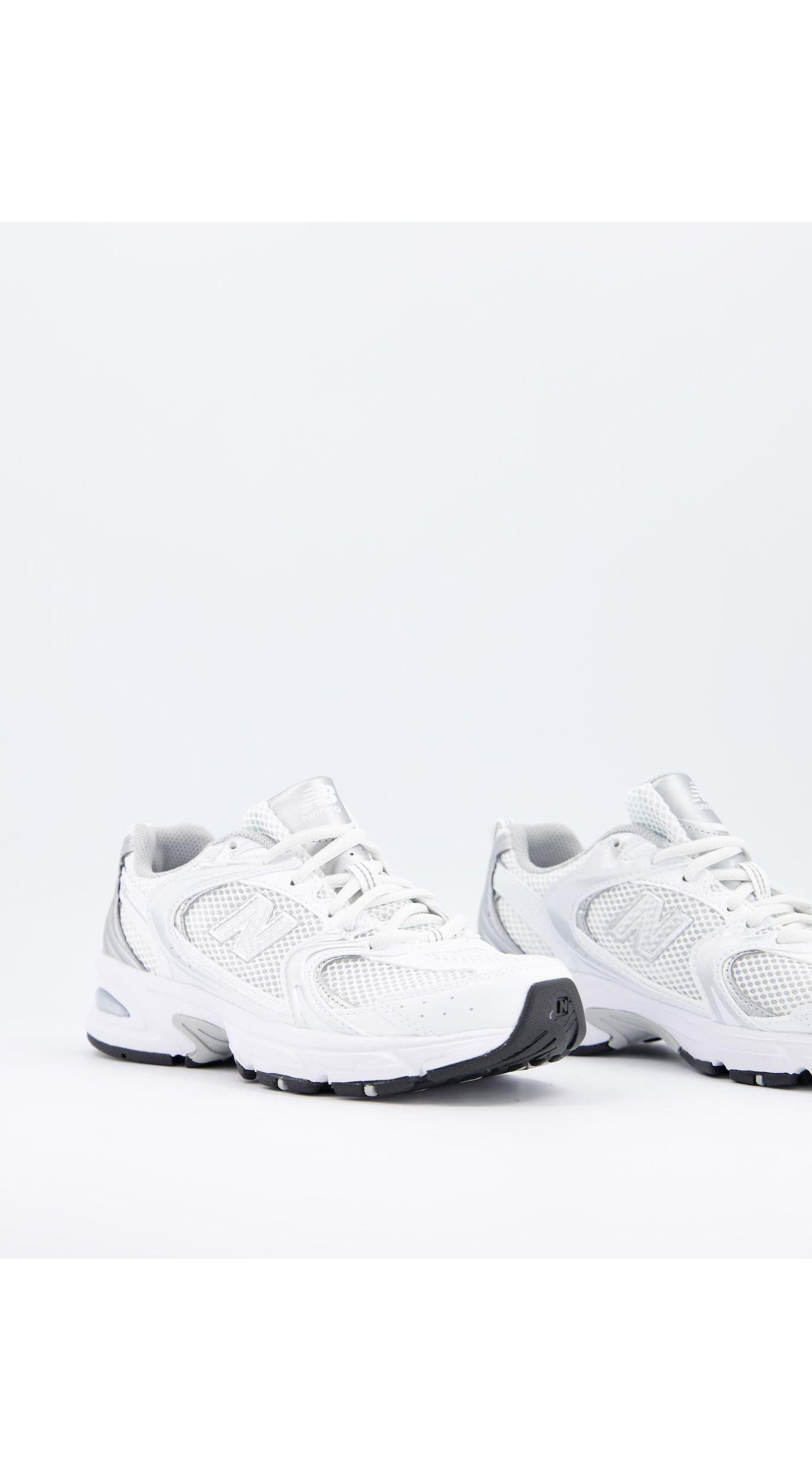 New Balance Rubber 530 Metallic Trainers in White | Lyst