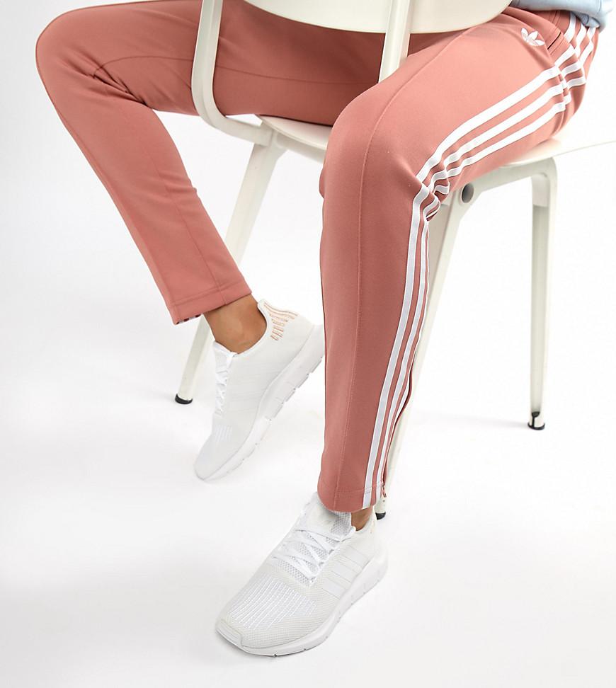 adidas originals swift run sneakers in triple white