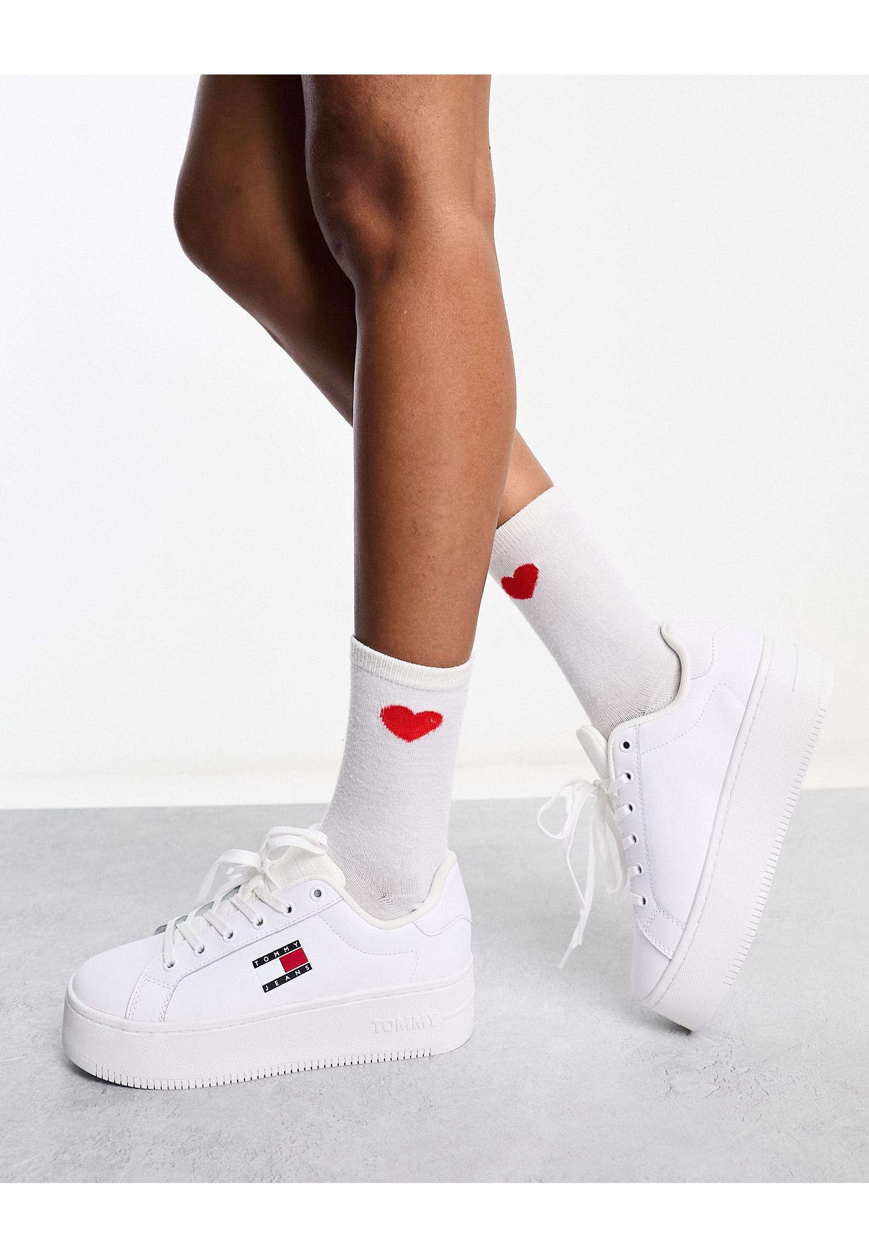 Tommy Hilfiger Flatform Essential Trainers in White | Lyst