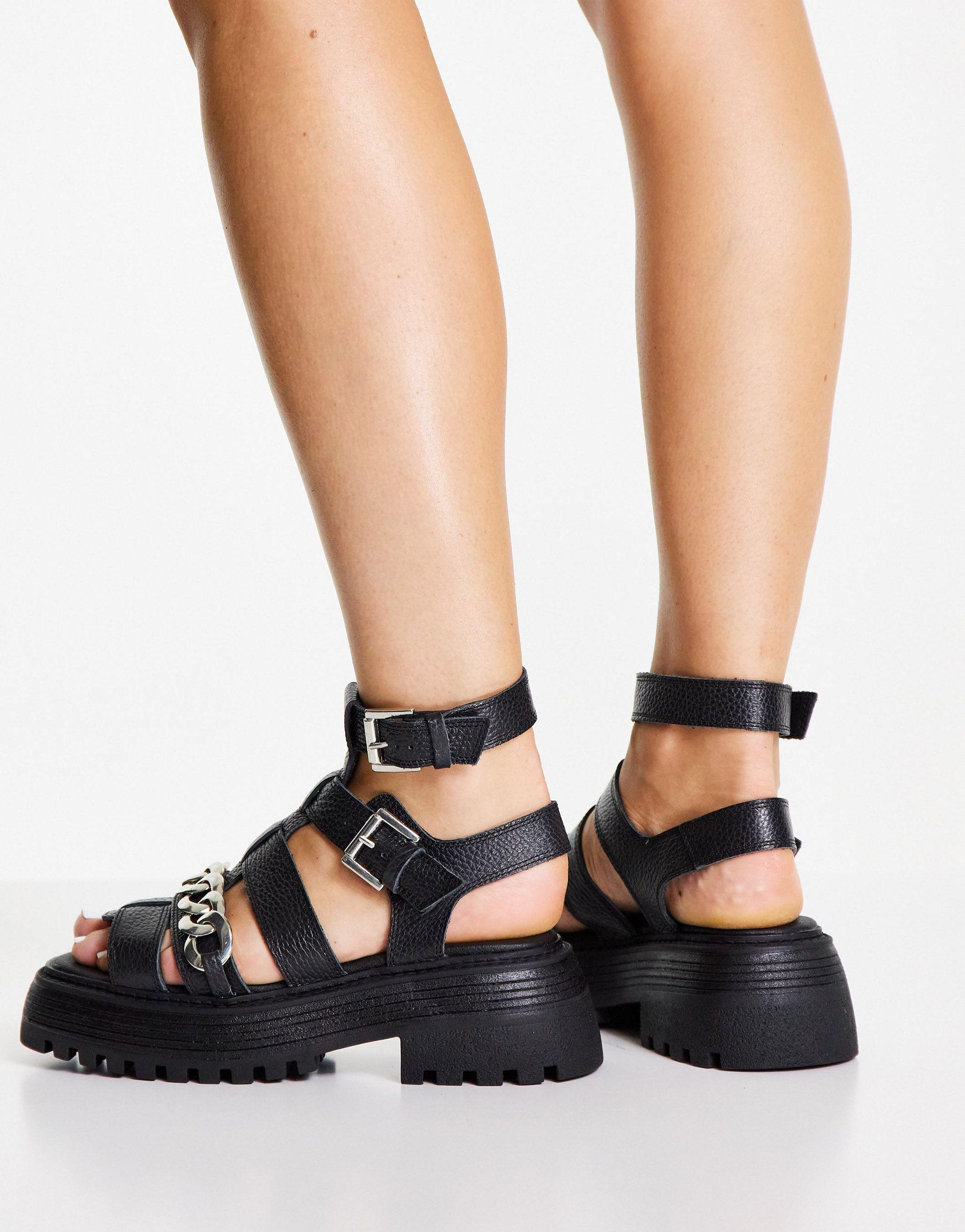 TOPSHOP Pioneer Chain Chunky Leather Sandal in Black | Lyst