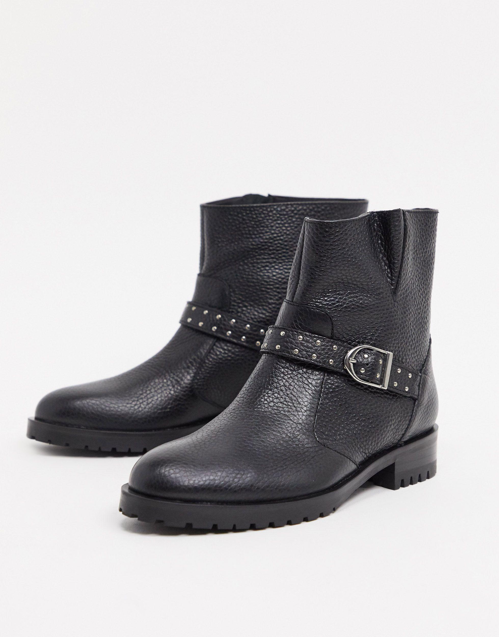 Botas negras moteras planas Karen Millen de color Negro | Lyst