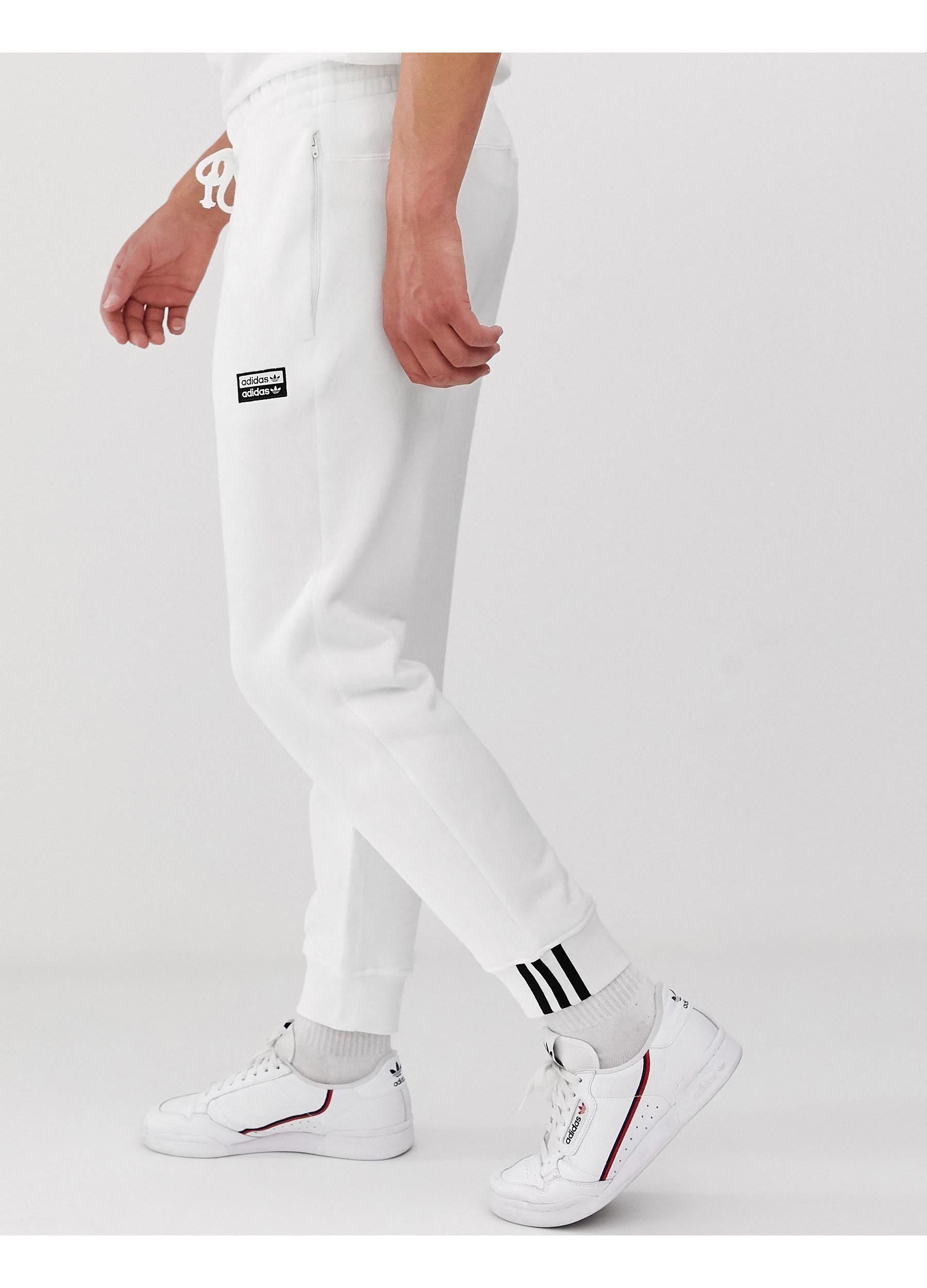adidas Originals Ryv joggers in White for Men | Lyst