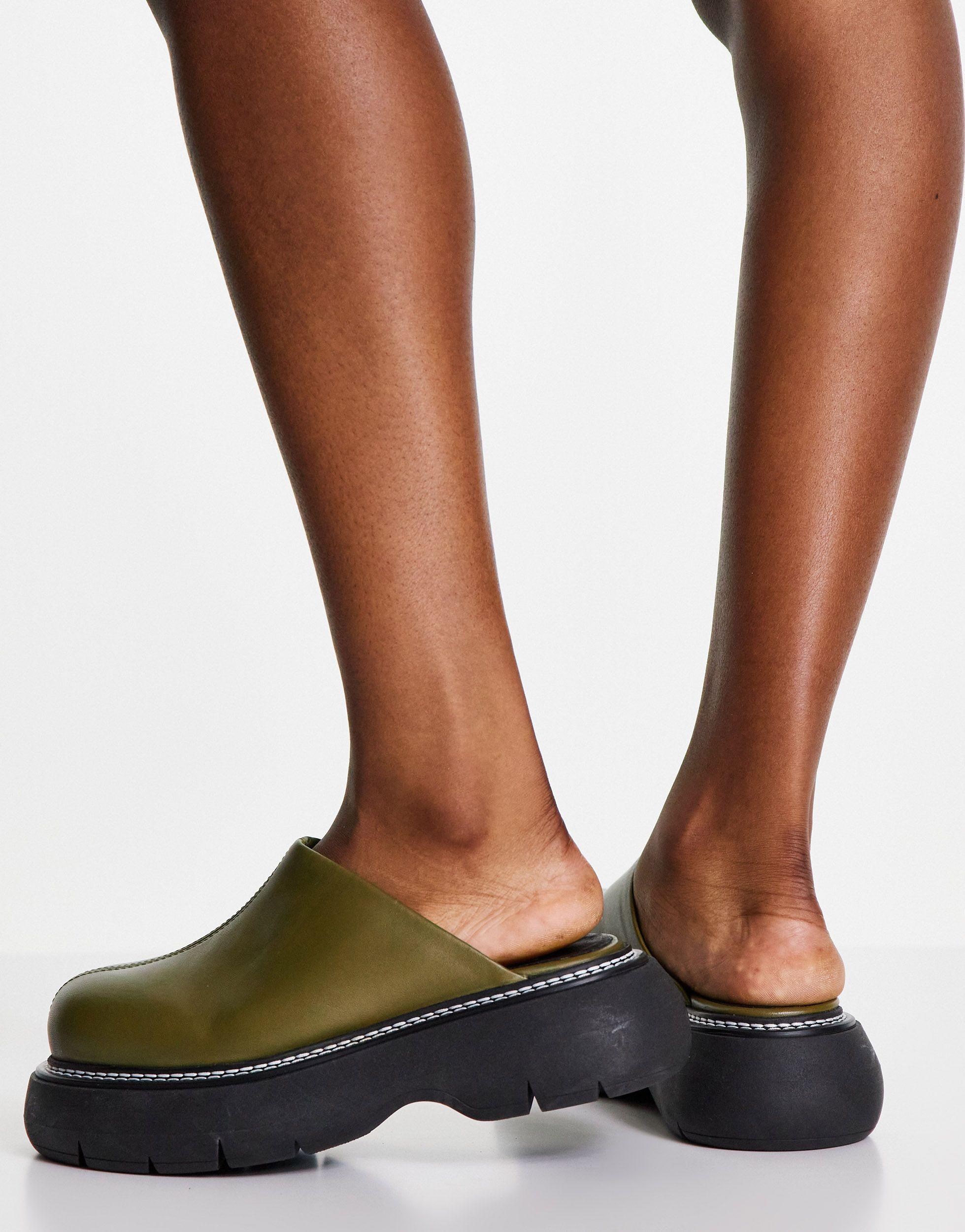 TOPSHOP Lana Leather Chunky Mule in Green | Lyst