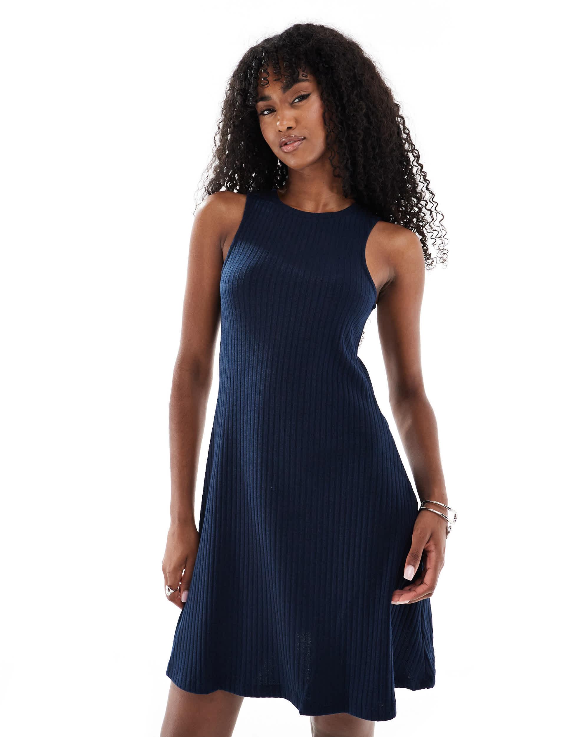 vero moda fit and flare dress Buy VERO MODA Green Shimmer Fit & Flare Dress Online