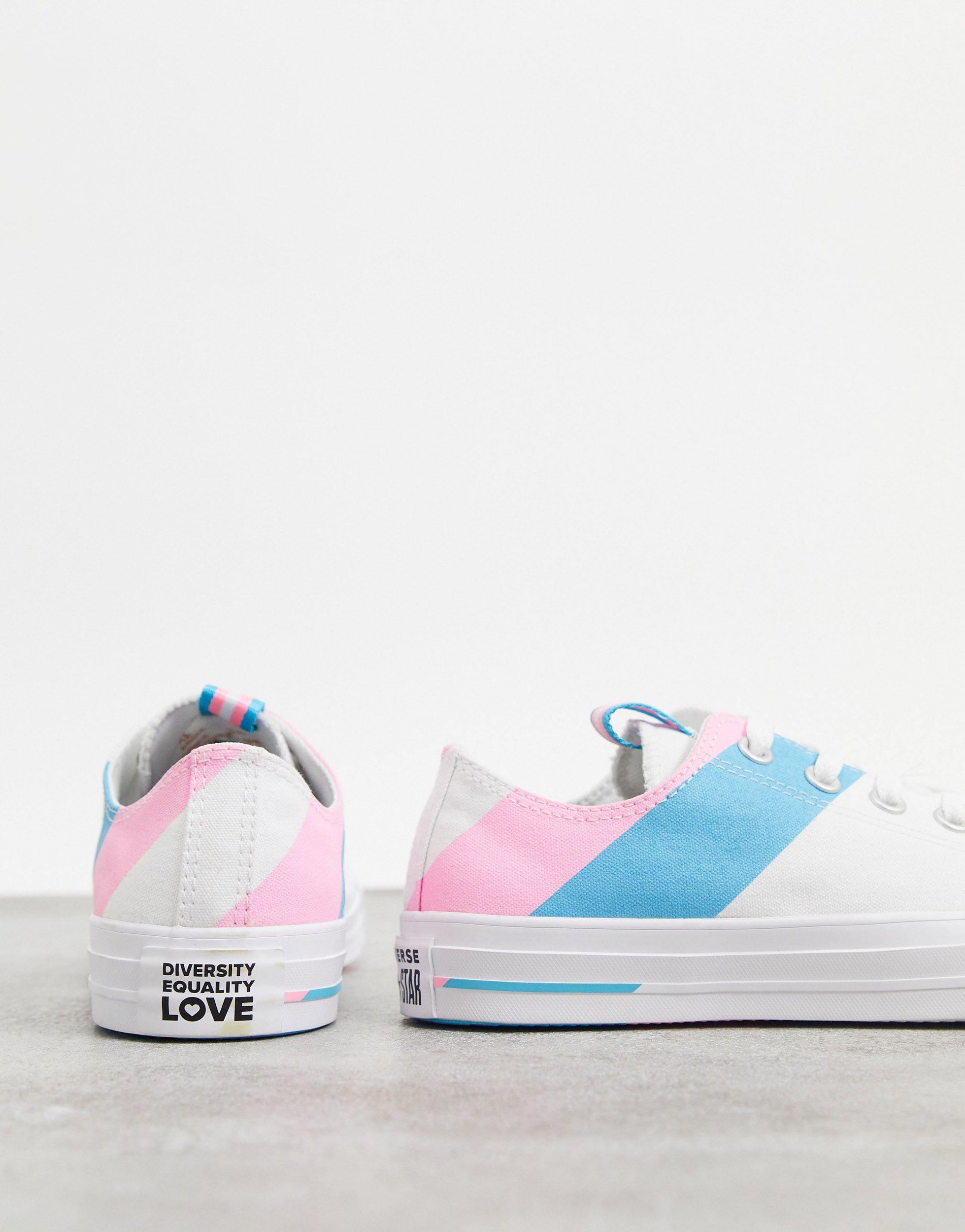 mínimo septiembre insertar Converse Chuck Taylor All Star Ox White Pink And Blue Trans Flag Trainers |  Lyst