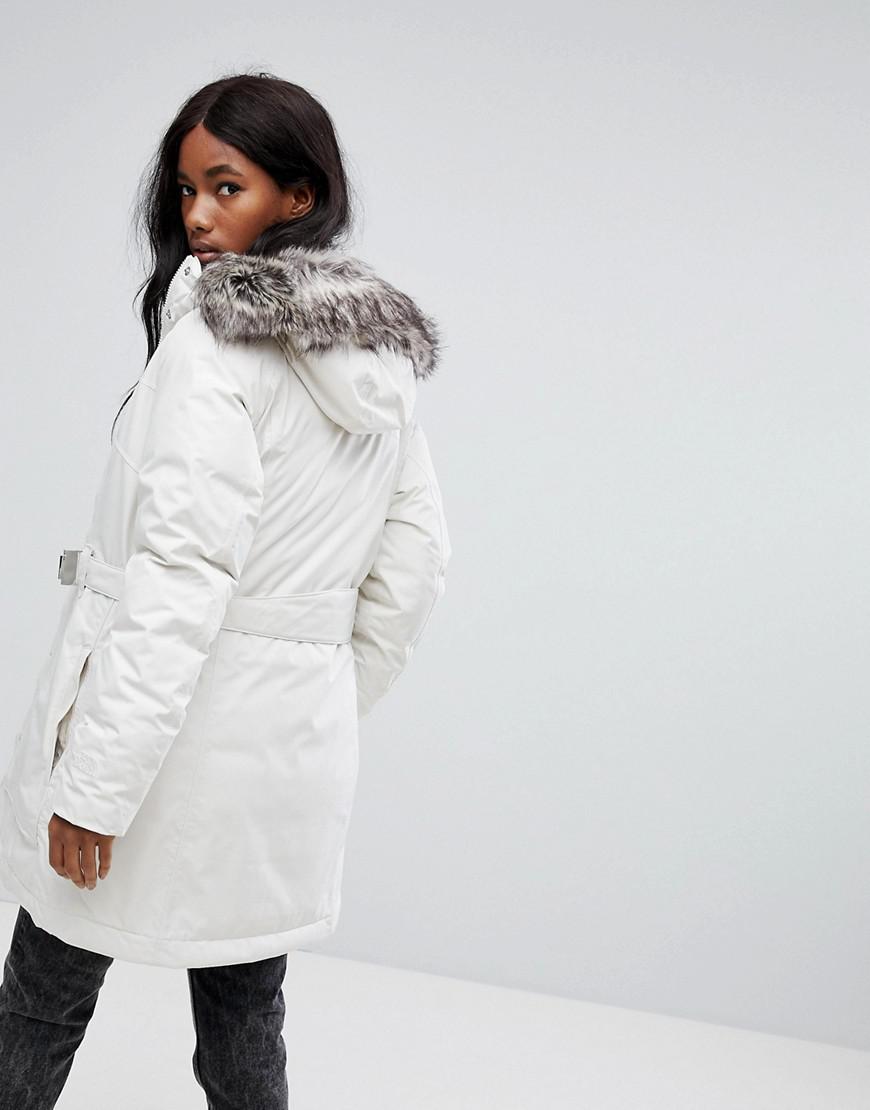 The North Face Brooklyn Parka In White 