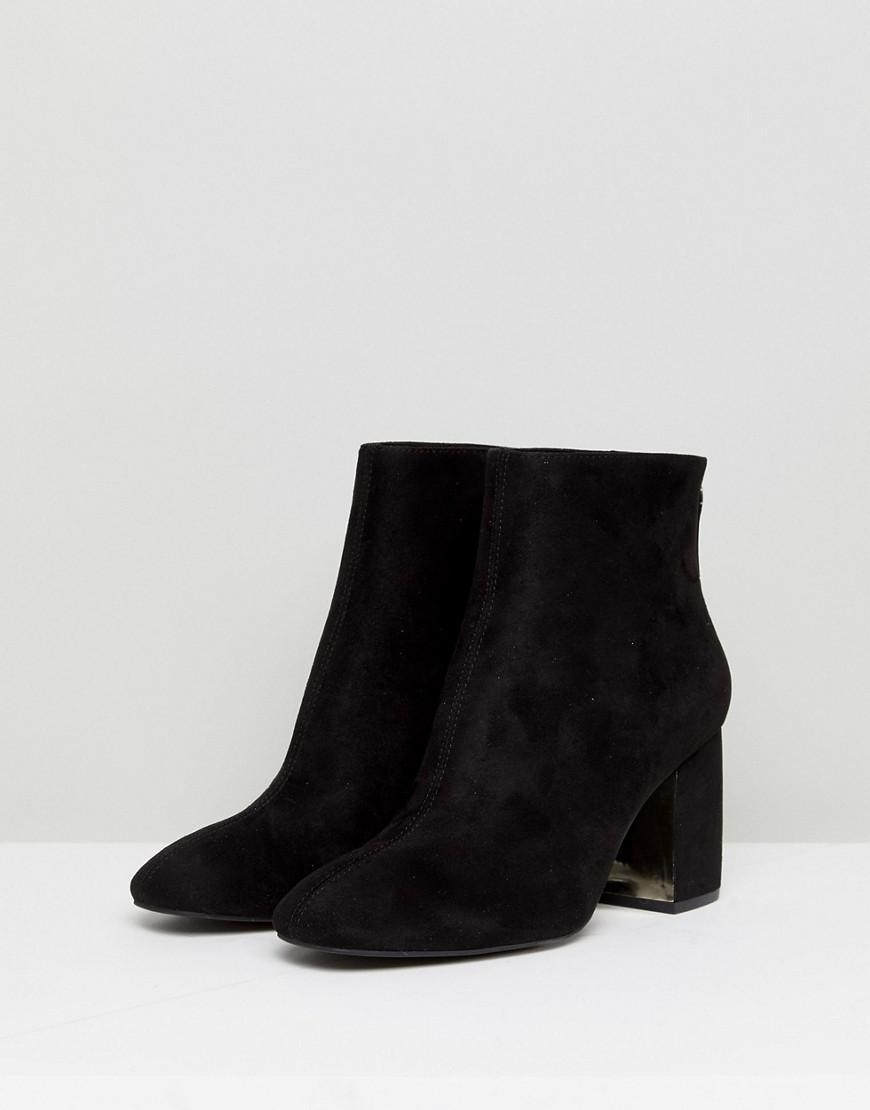 stradivarius mid heel boots in black