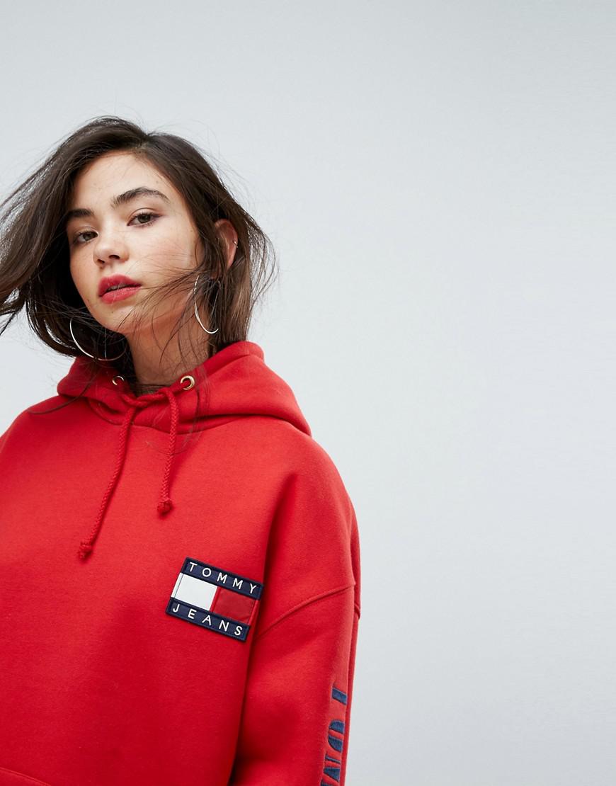 Ungdom fungere pludselig Tommy Hilfiger Tommy Jeans 90s Capsule Logo Hoodie in Red | Lyst