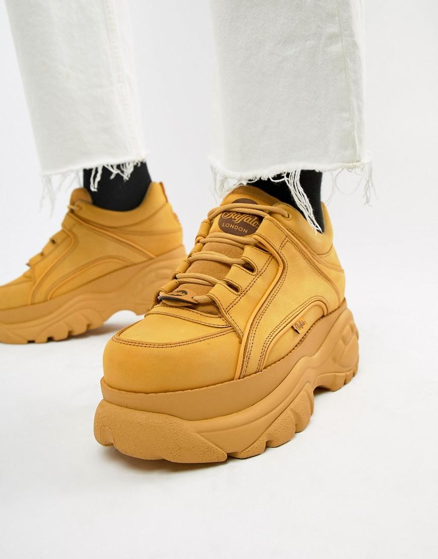 buffalo classic chunky sole trainers in black