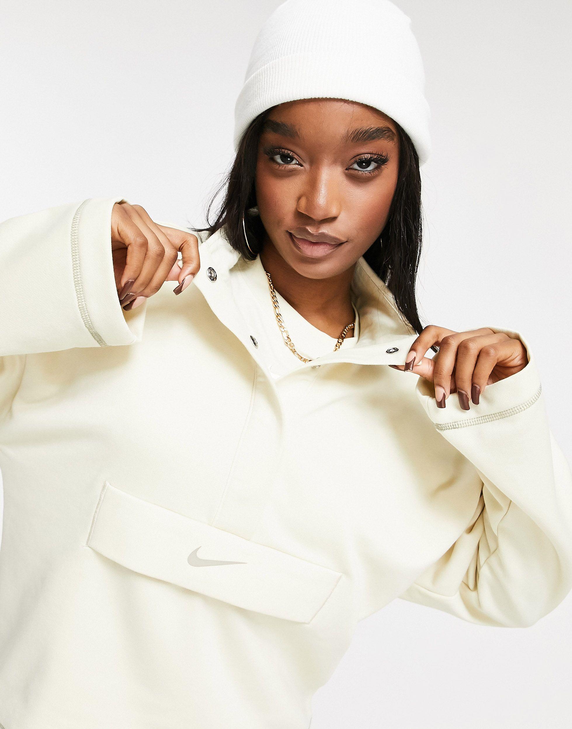 Sudadera color avena Nike de Tejido sintético de color Blanco | Lyst