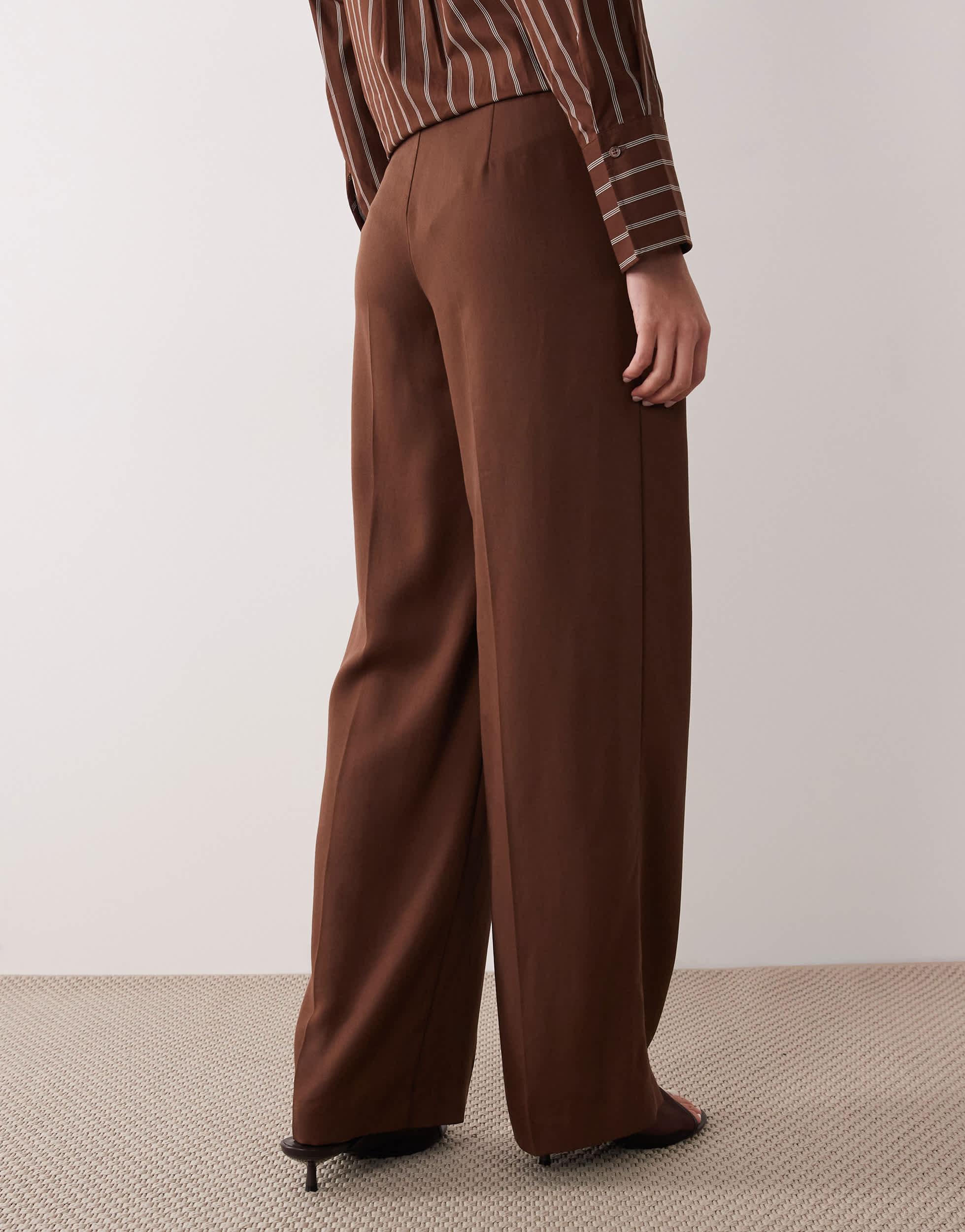 Pantalons de fête pour femme 2026 - Mango