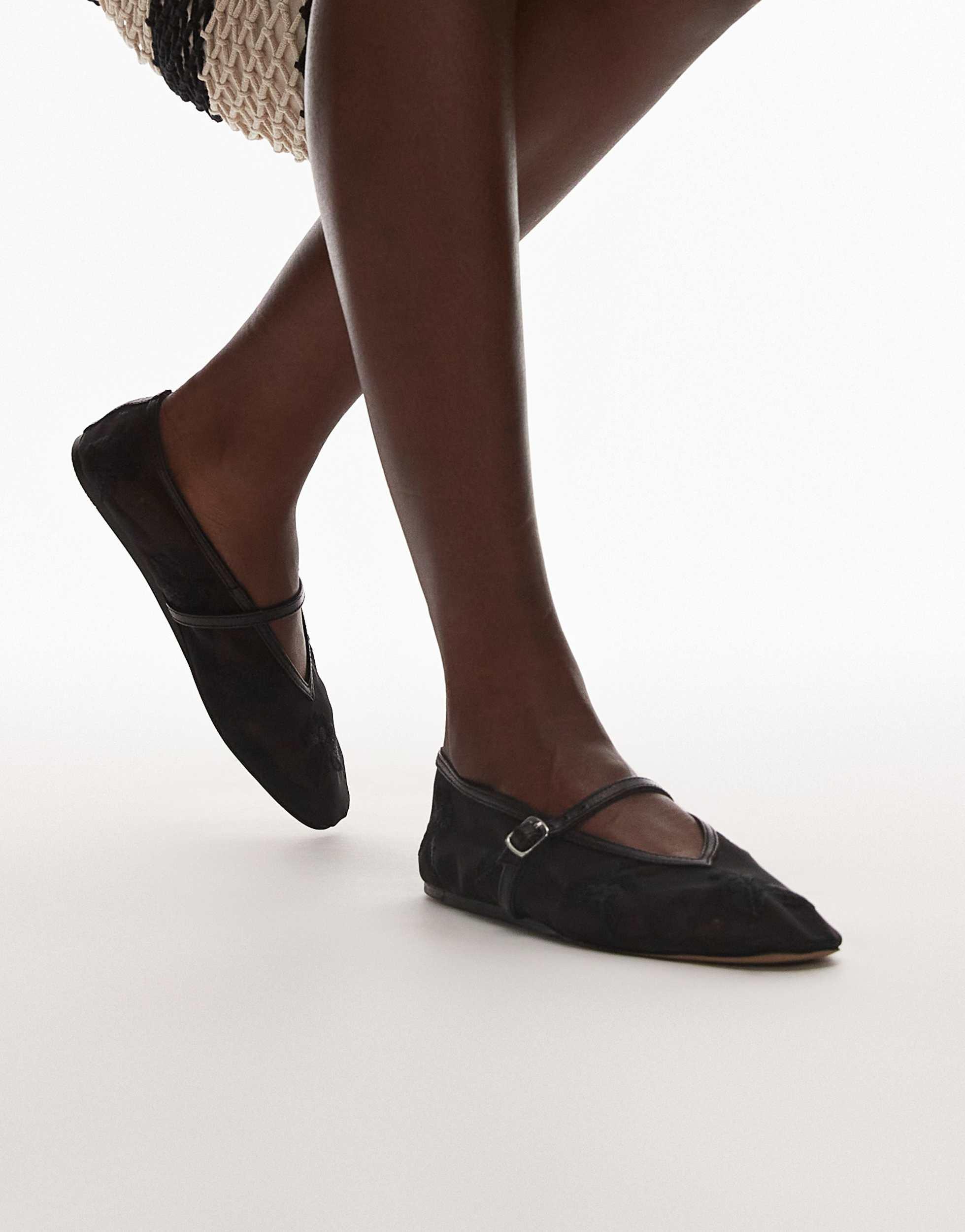 TOPSHOP Alex Embroidered Flower Ballet Flats in Black Lyst