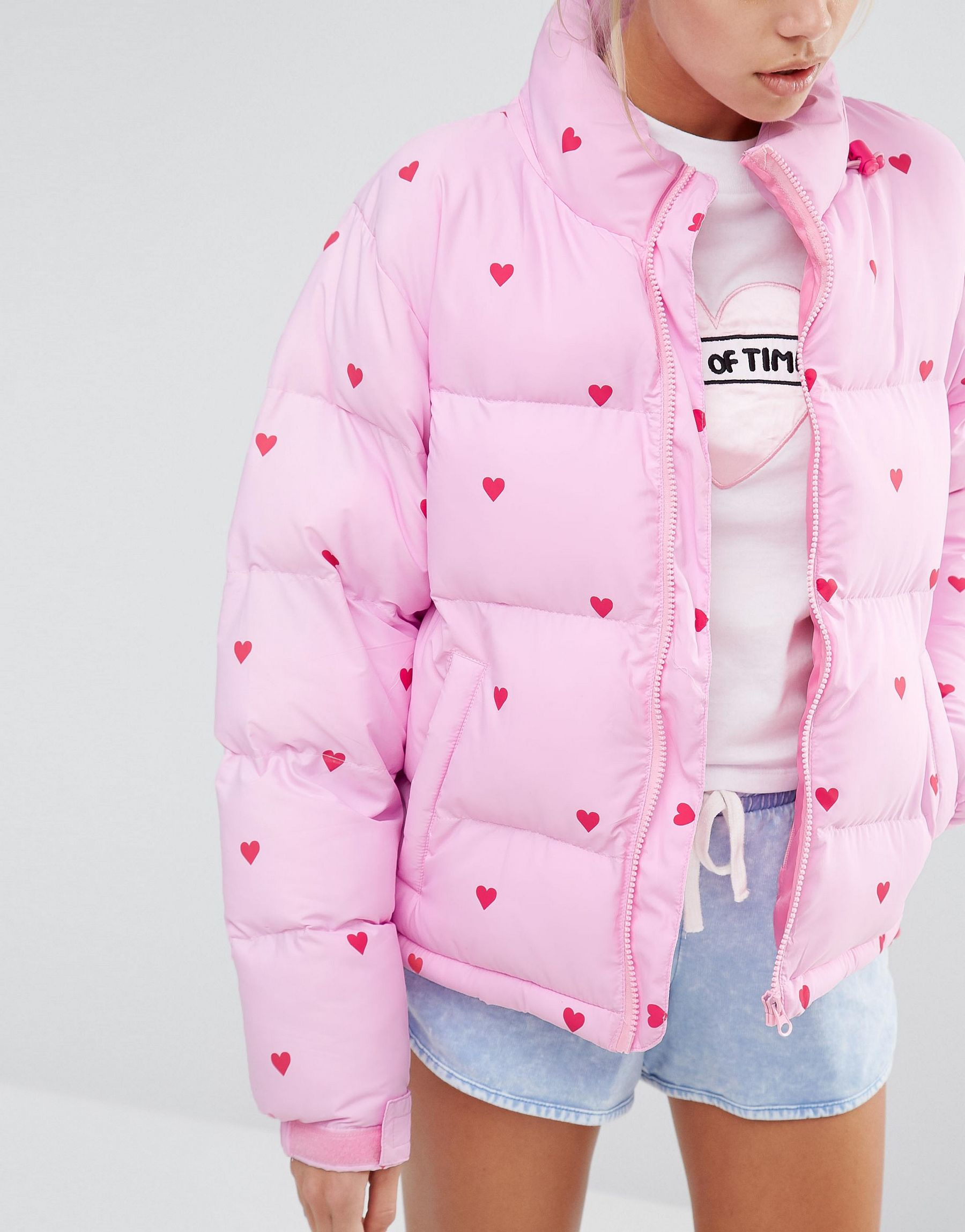 Lazy Oaf Synthetic Short Padded Jacket With All Over Heart Print - Pink |  Lyst