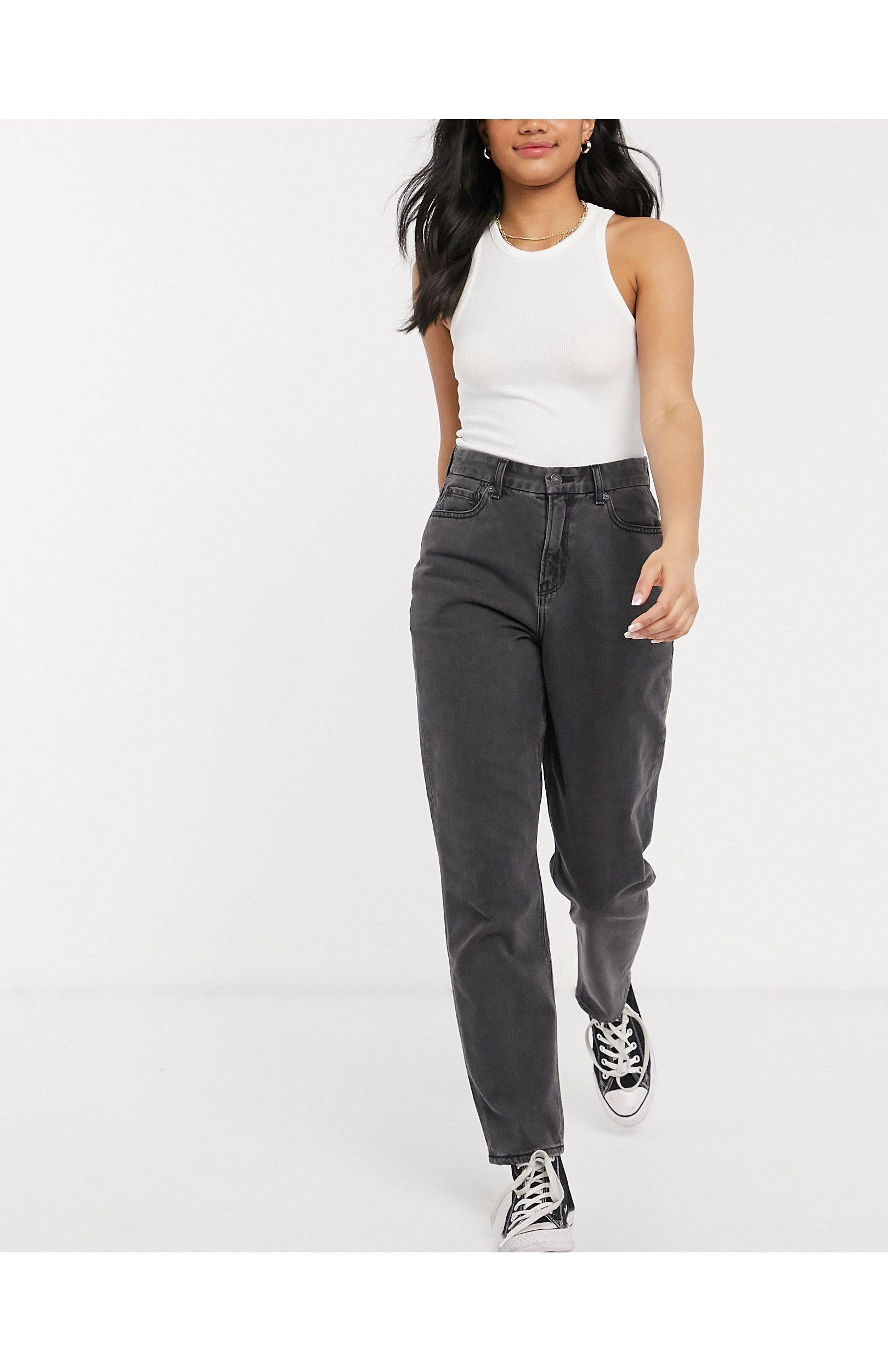american eagle curvy mom jeans