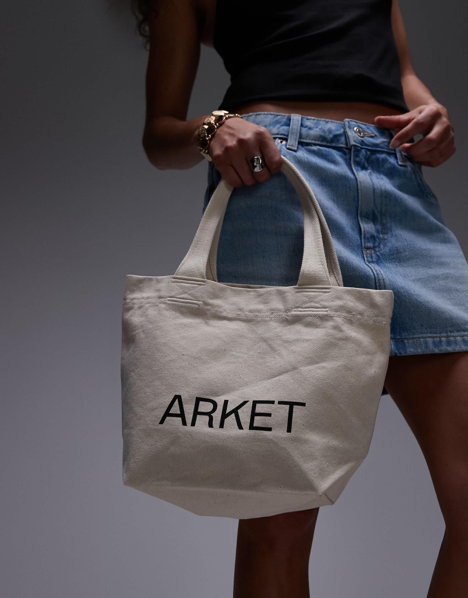 日本未入荷　ARKET トートバッグ 2035298171.jpg?1695298894