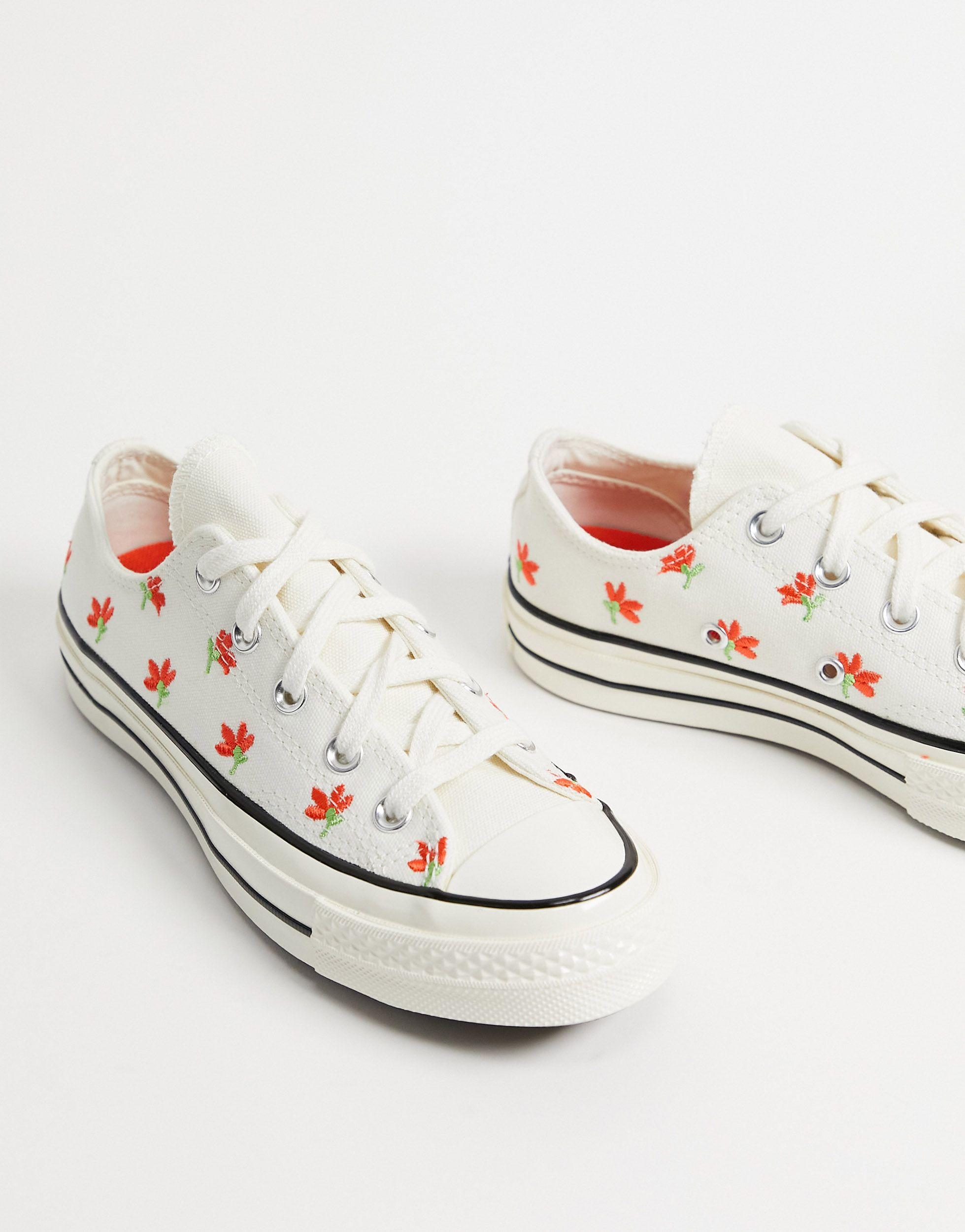 Converse Chuck 70 Low Floral Embroidered Trainers in White | Lyst