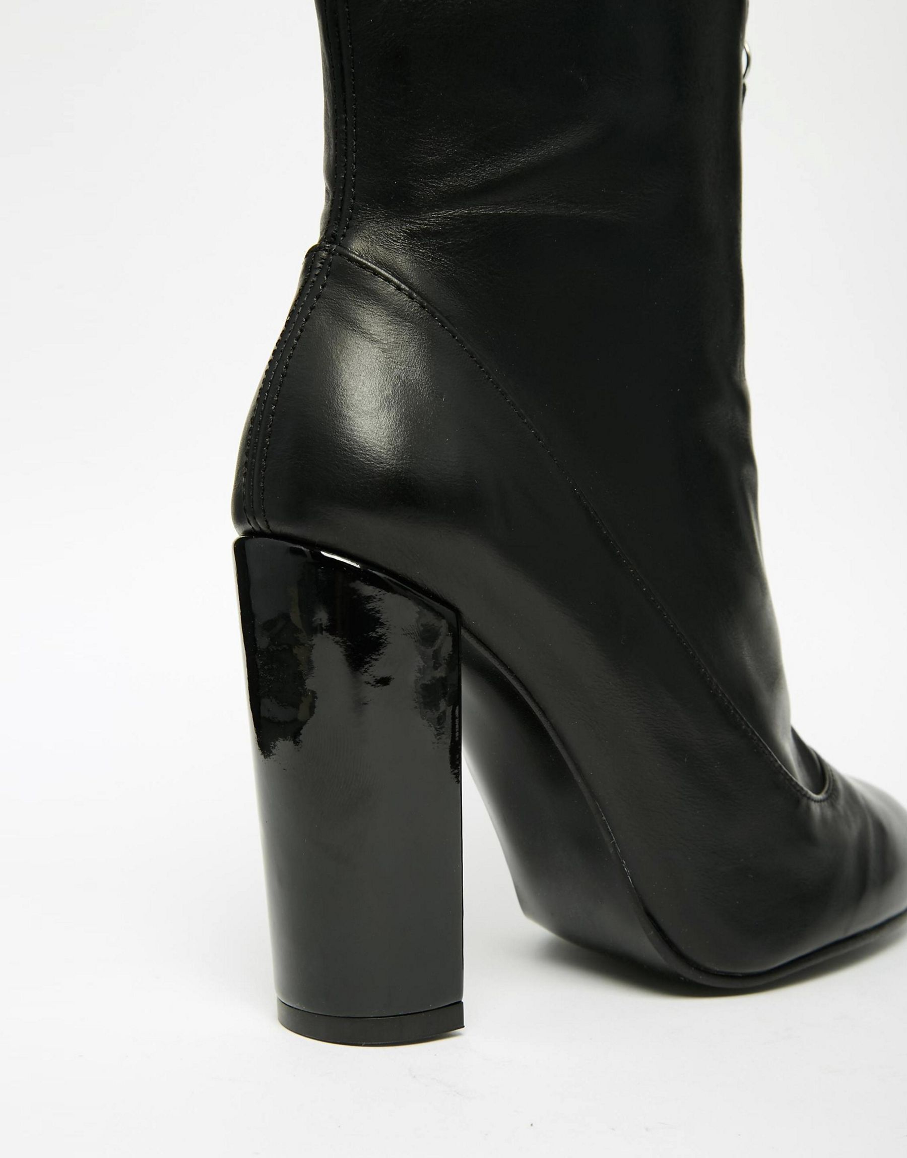 carvela sock
