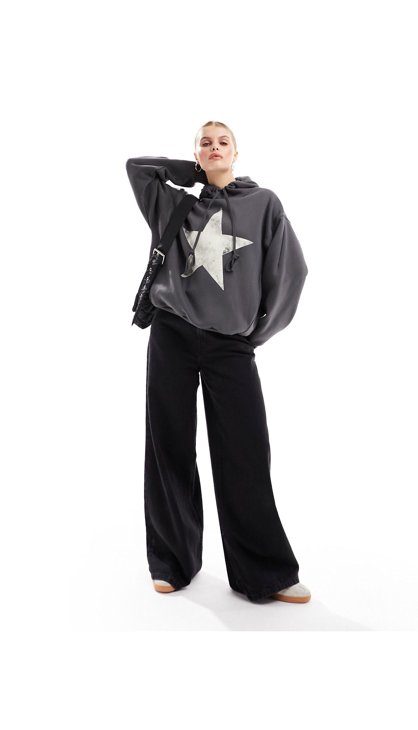 Sweat a capuche oversize avec imprime etoile anthracite Bershka en coloris Noir Lyst