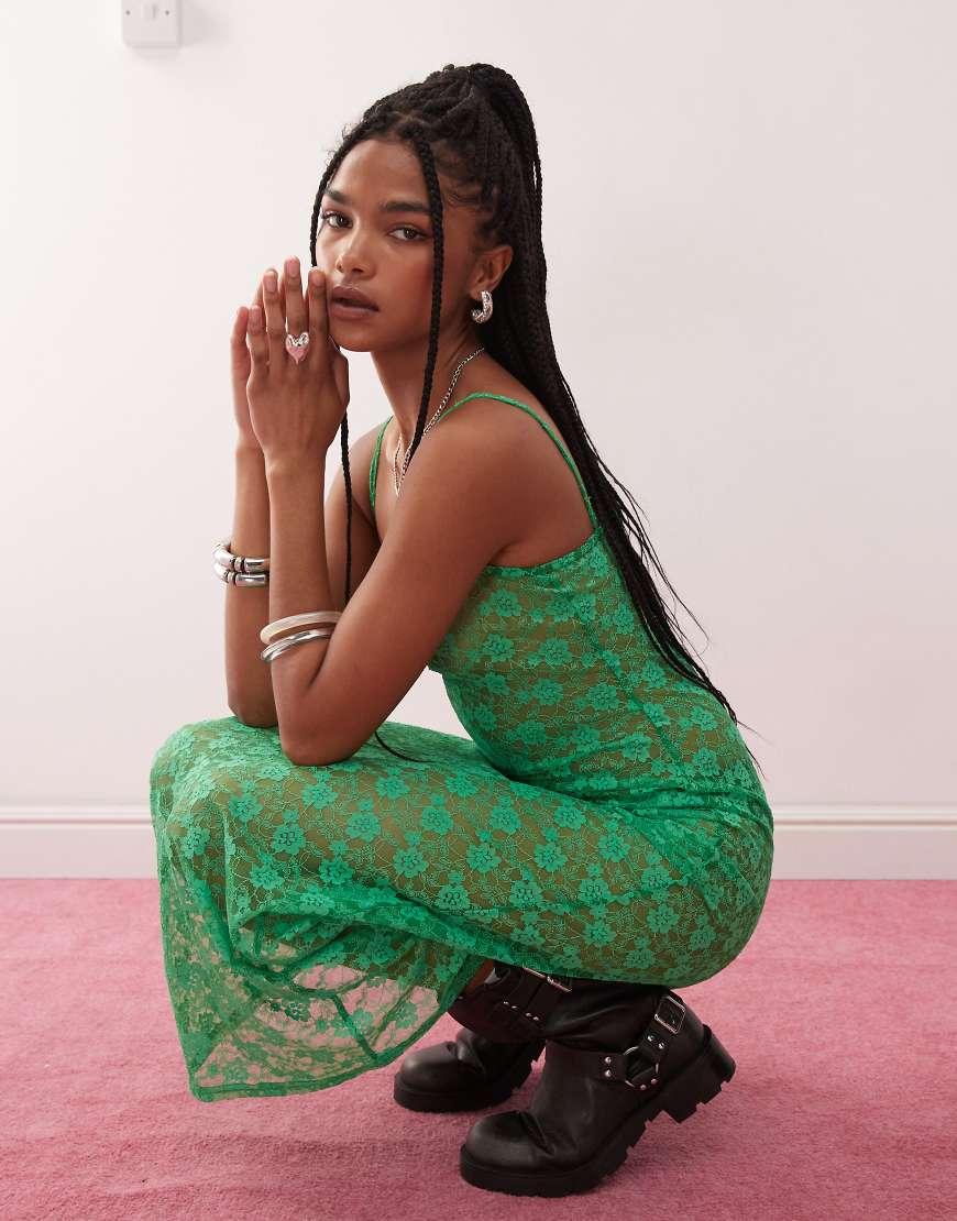 Vestido Largo Verde Ajustado Con Escote Cuadrado De Encaje