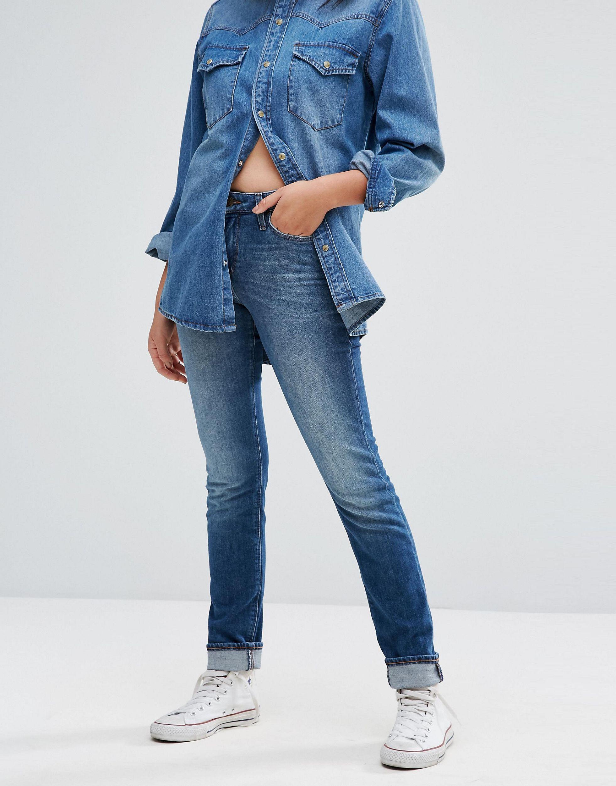 lee mid rise jeans