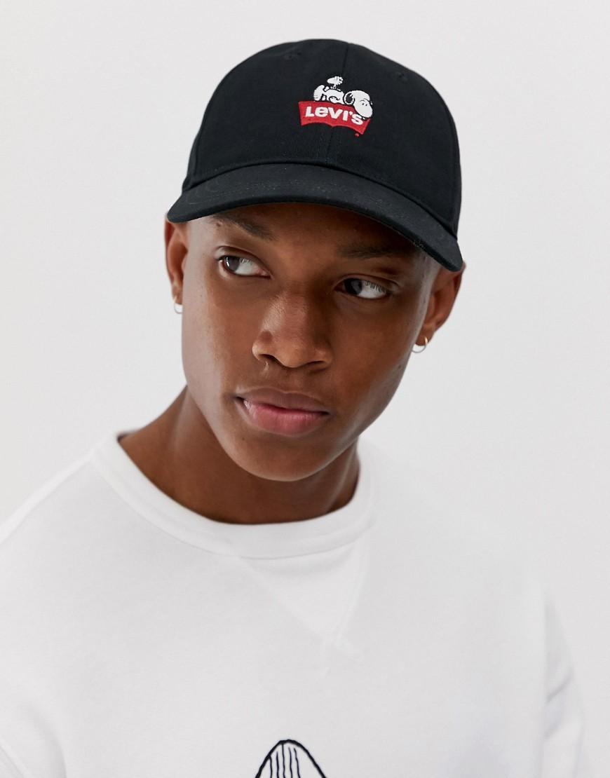 levi's snoopy cap