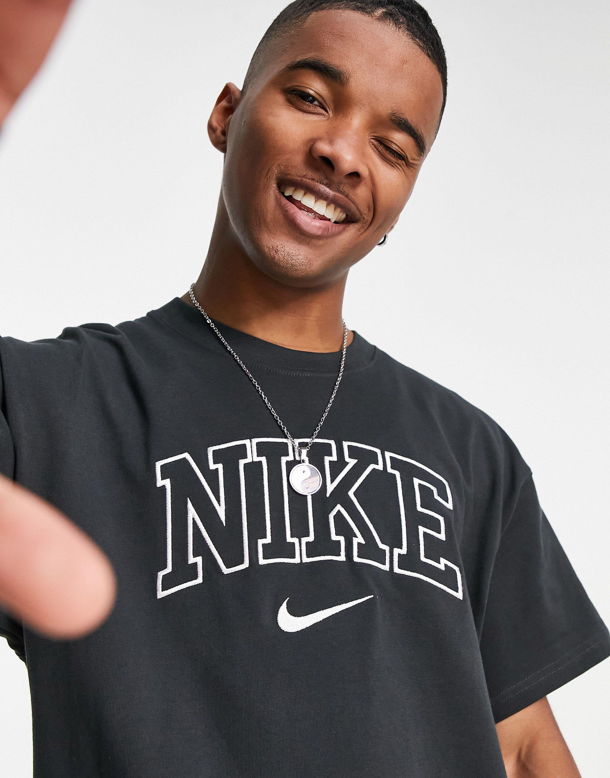 Nike Retro Logo Oversized Heavyweight T-shirt in Black for Men | Lyst UK
