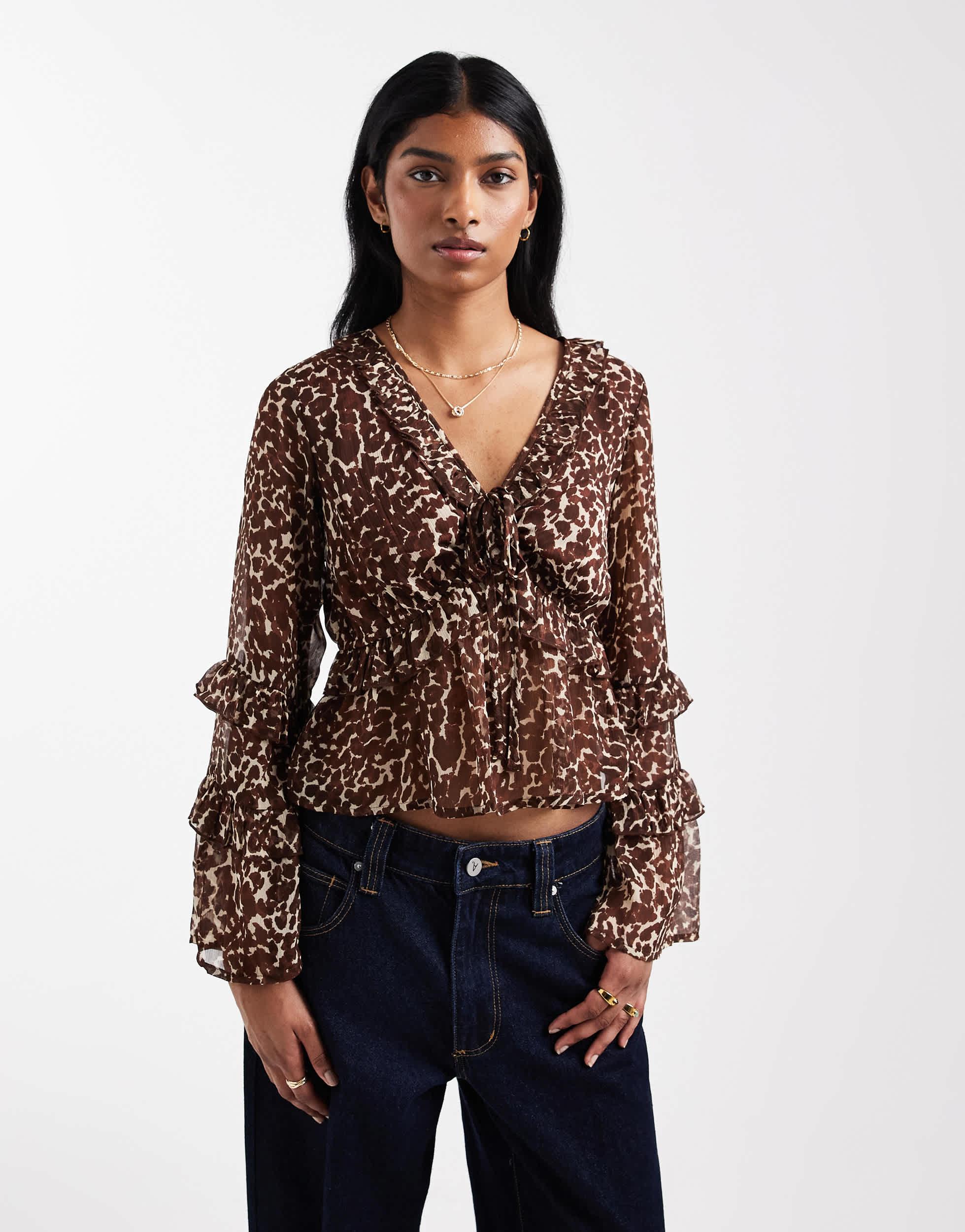 Chemisier Femme New Look à Col Et Manches Longues - Imprimé Fleurs Multicolores Sur Noir - Taille 10