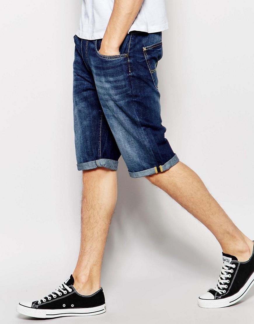 A Short History of Chic Jeans Get fast, free shipping with Amazon Prime2,,+ followers on Twitter.