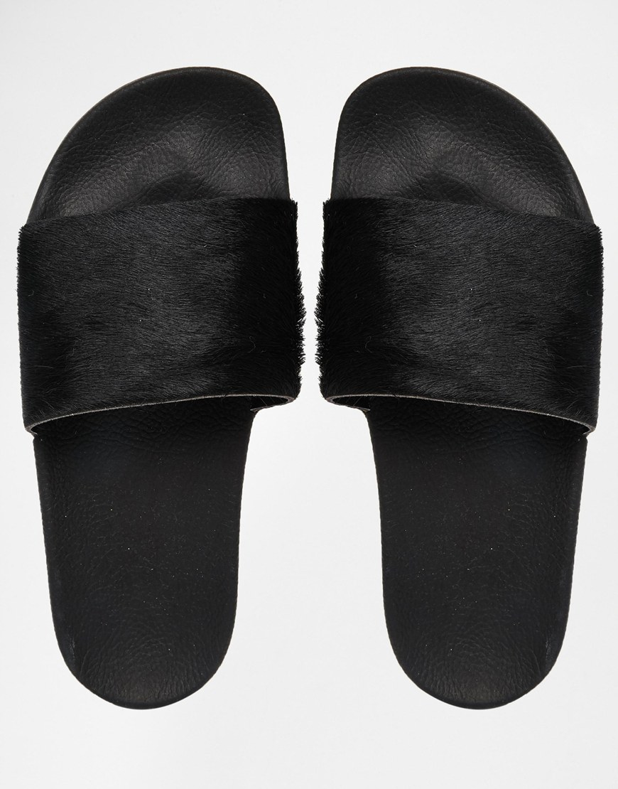 Originals Adilette Pony Hair Slider Flat Sandals in Black | Lyst