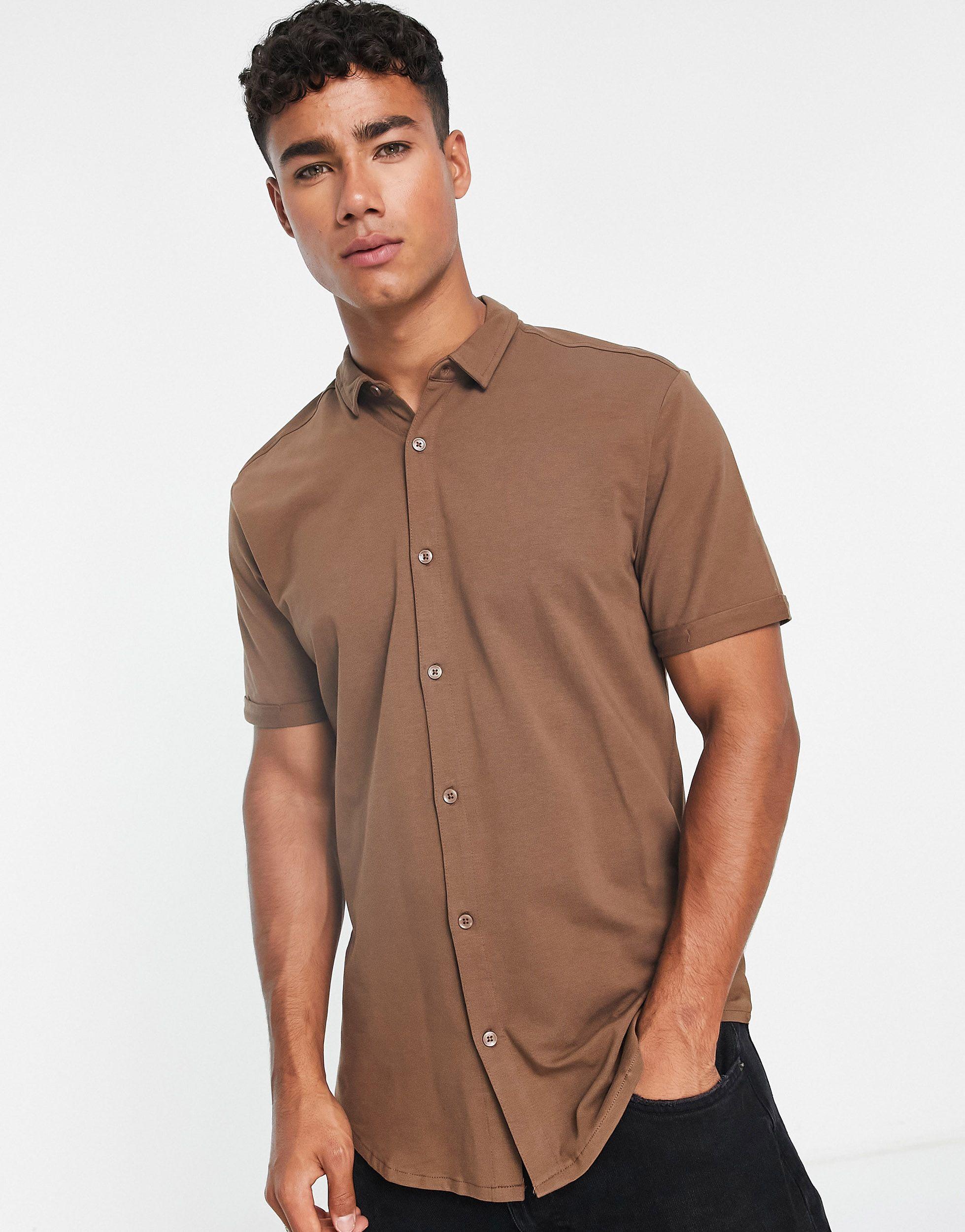Camisa marrón chocolate ajustada New Look de hombre de color