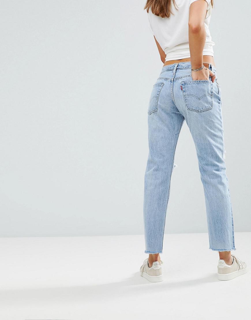 levi's 501 crop jean in light wash