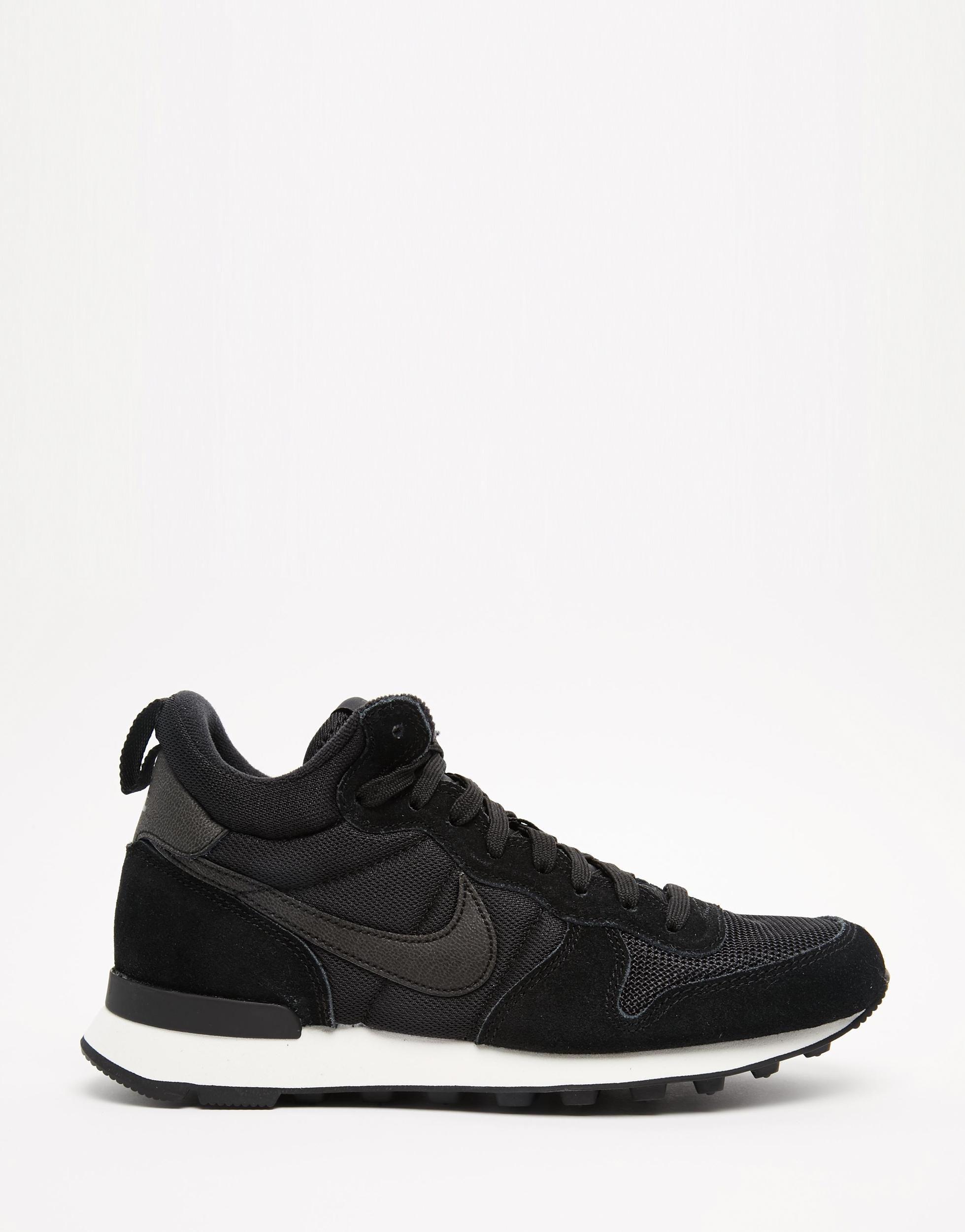 Baskets mi-hautes Daim Nike en coloris 