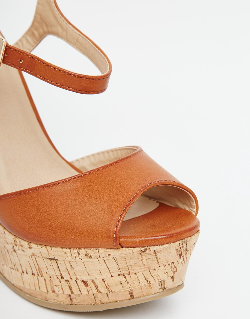 wide fit high wedges