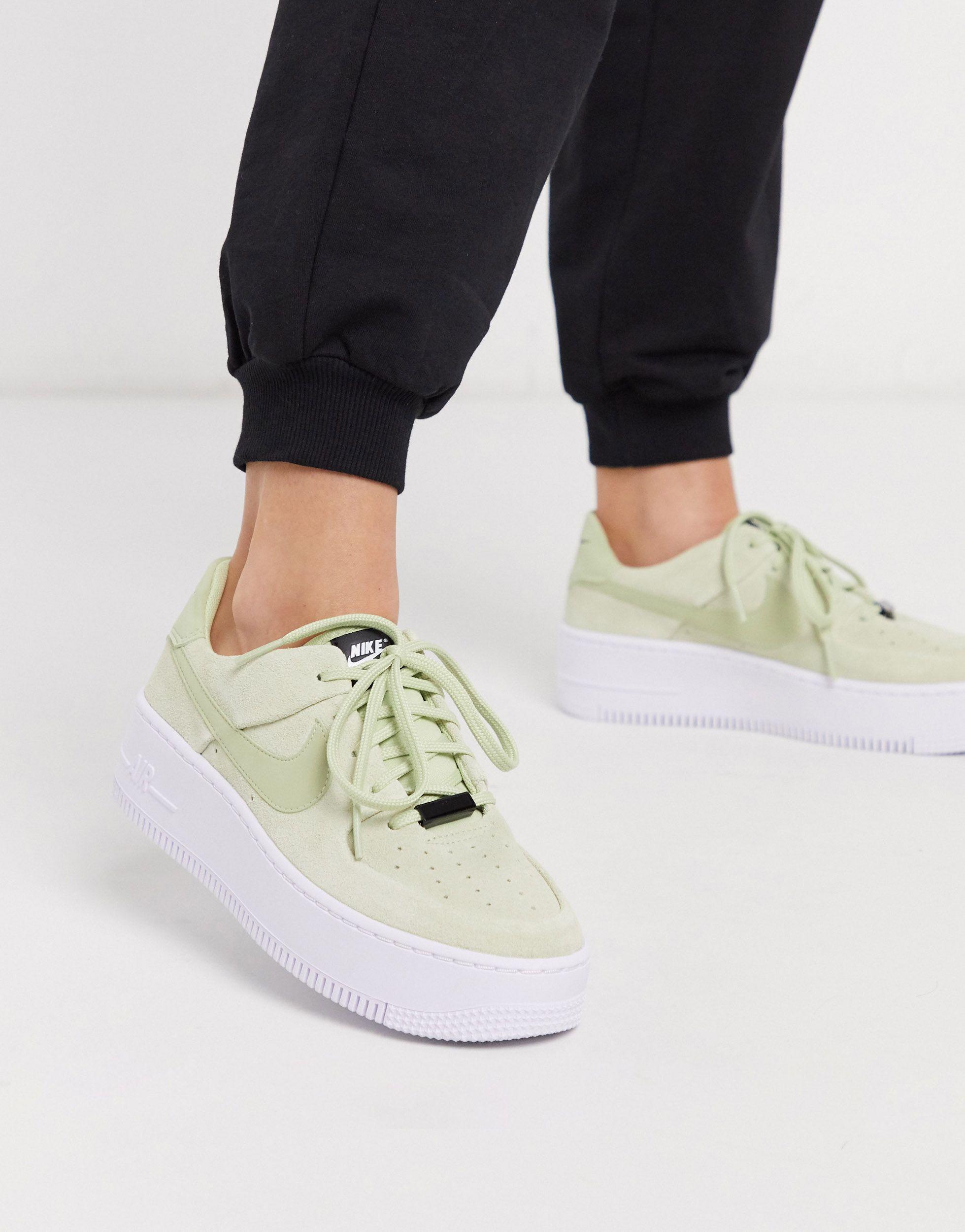 Nike Air Force 1 Sage Suede Trainers in Green | Lyst UK