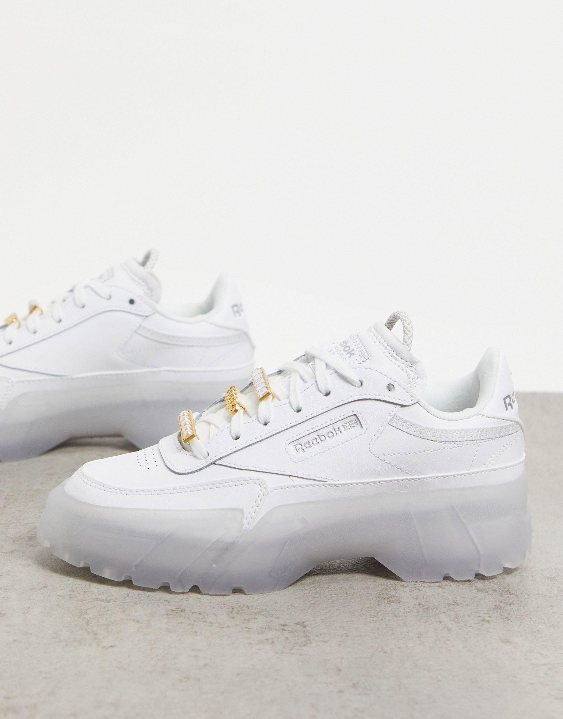 cardi sneaker
