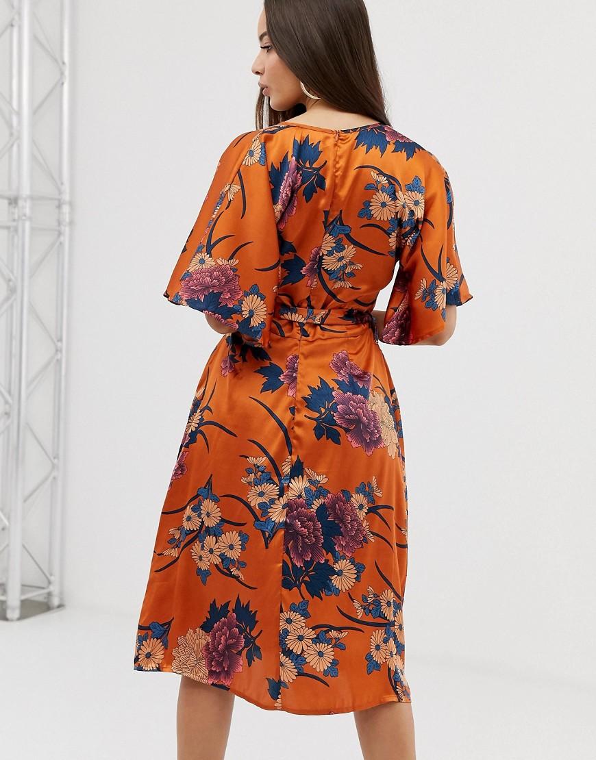 PrettyLittleThing Satin Kimono Midi Dress in Brown - Lyst