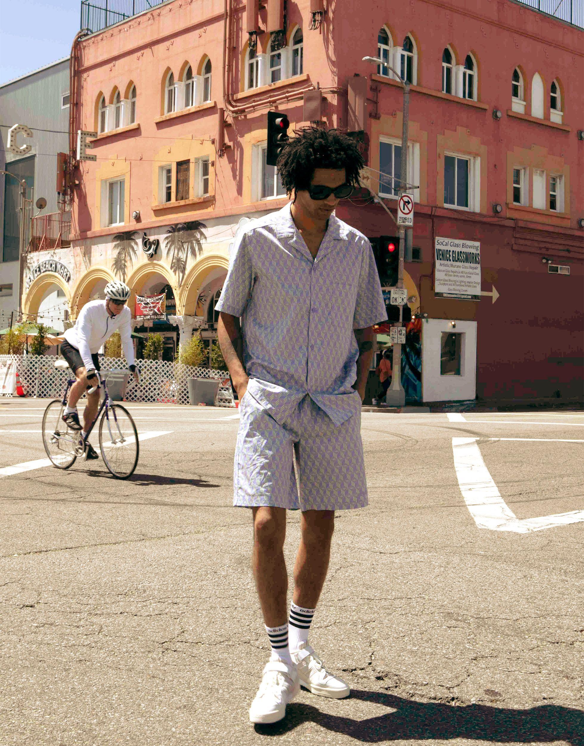 Summer club - pantaloncini con coulisse e stampa con logo ripetuto, colore  lilla da Uomo di adidas Originals in Viola | Lyst
