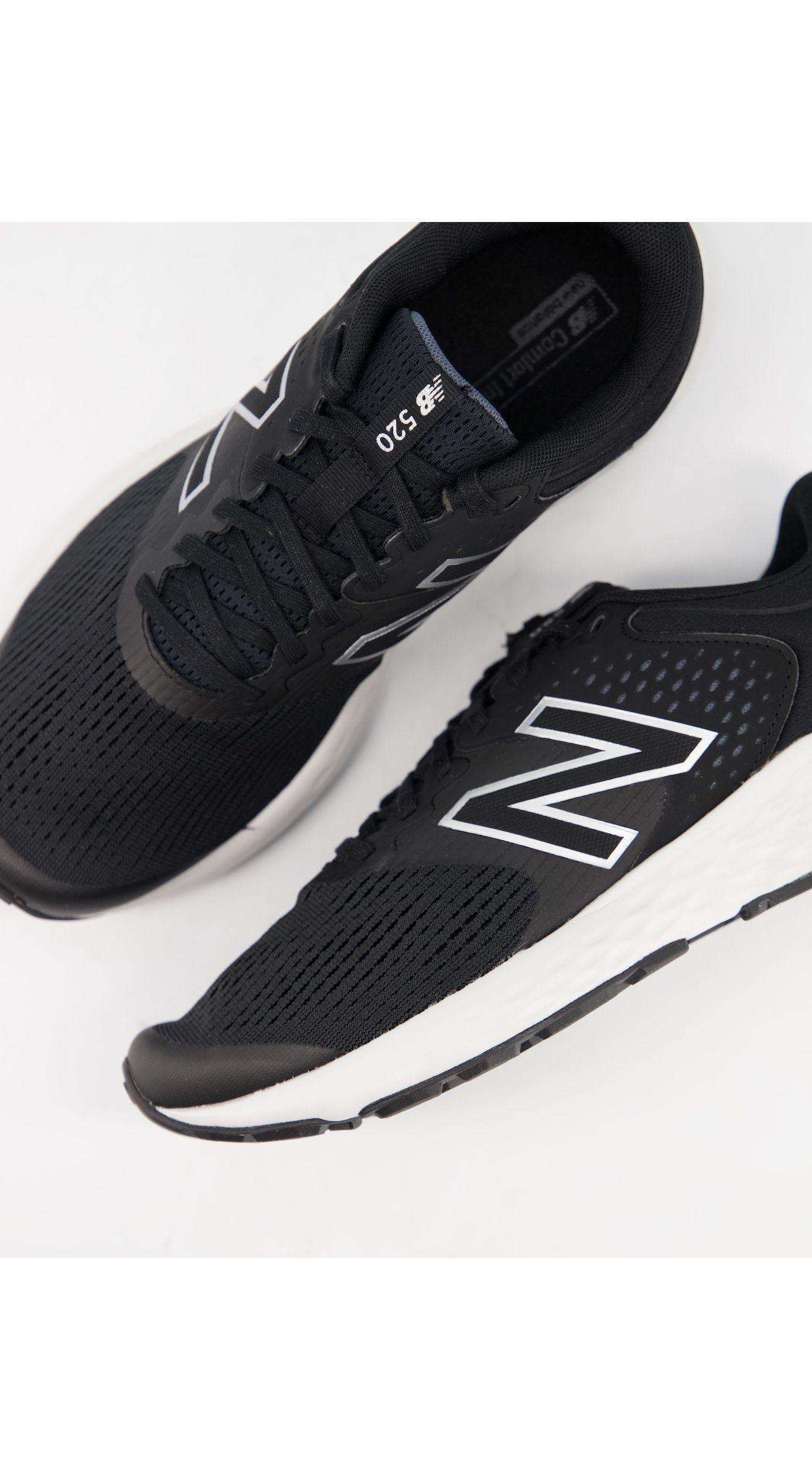 New Balance Running 520 V7 Trainers in 