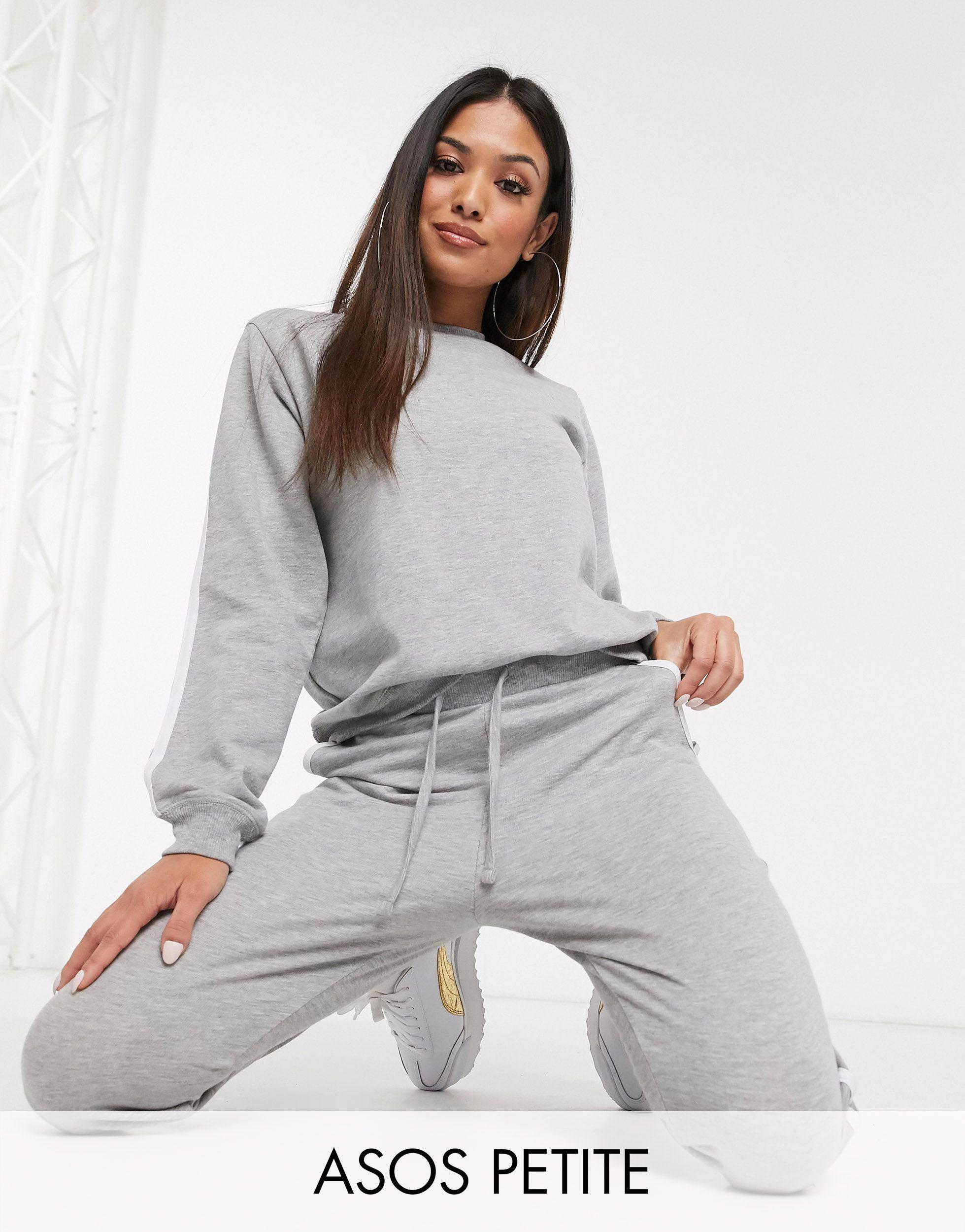 Asos design petite - tuta sportiva mélange con felpa / joggers basic con  allacciatura e profili a contrasto di ASOS in Grigio | Lyst