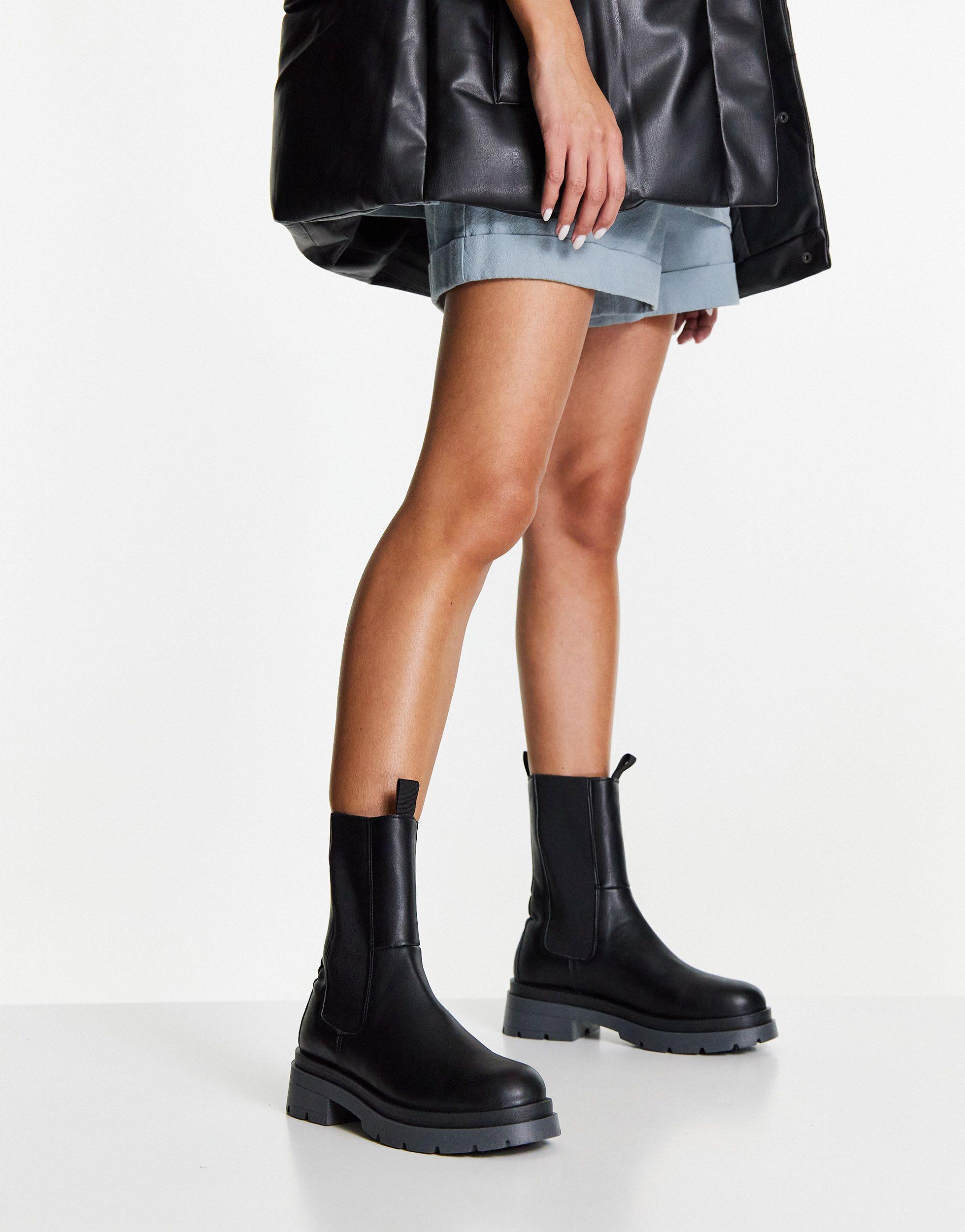 TOPSHOP Kylie Chunky Chelsea Boot in Black | Lyst