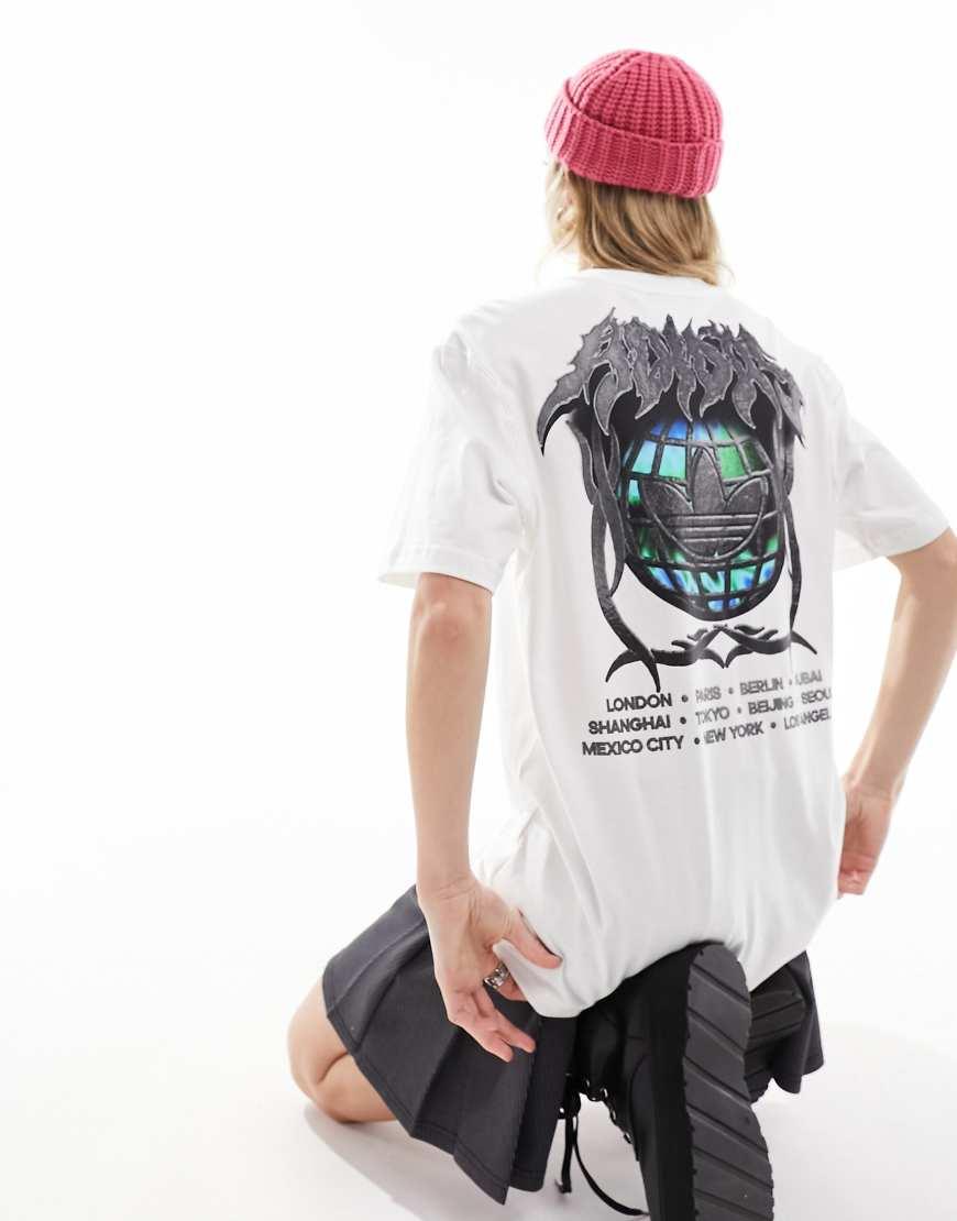 【adidas Originals】 unisex gothic graphic t-shirt adidas Originals unisex gothic graphic t-shirt in black | ASOS
