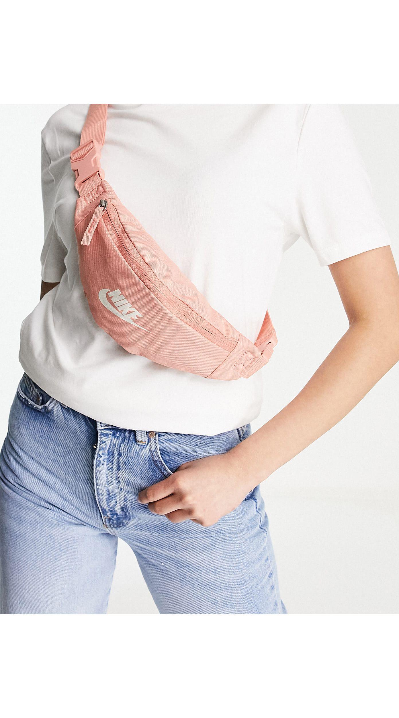 bumbag nike