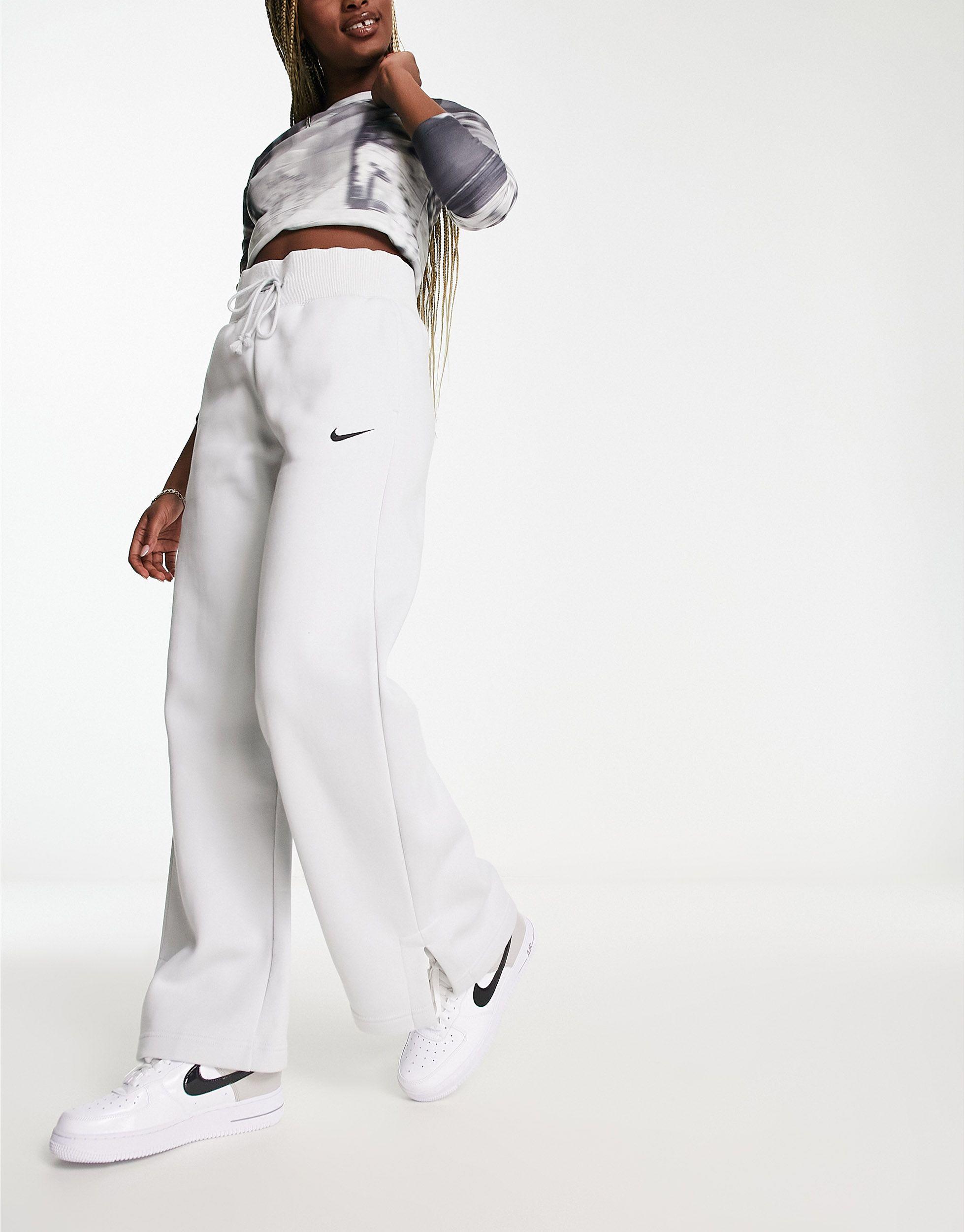 Nike Wide Leg Sweatpants in White | Lyst