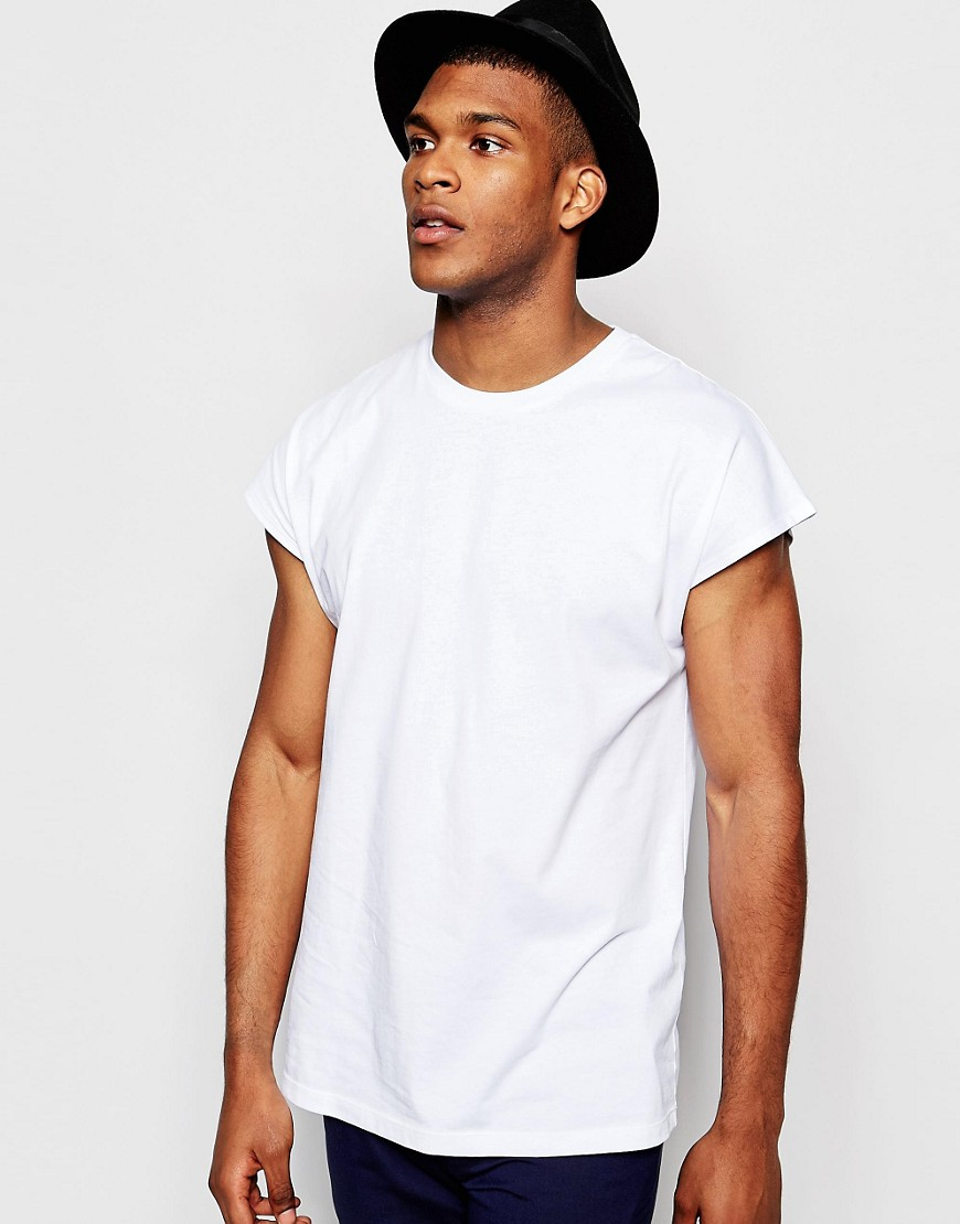 Shop by category Create outstanding looks with the wide variety of T-shirts for men available at Macy’s. Channel your creativity and bring out your personality with the most diverse designs in tees. White () Yellow (64) Calvin Klein Jeans Men's Big & Tall Classic CK Logo-Print T-Shirt LAST ACT $