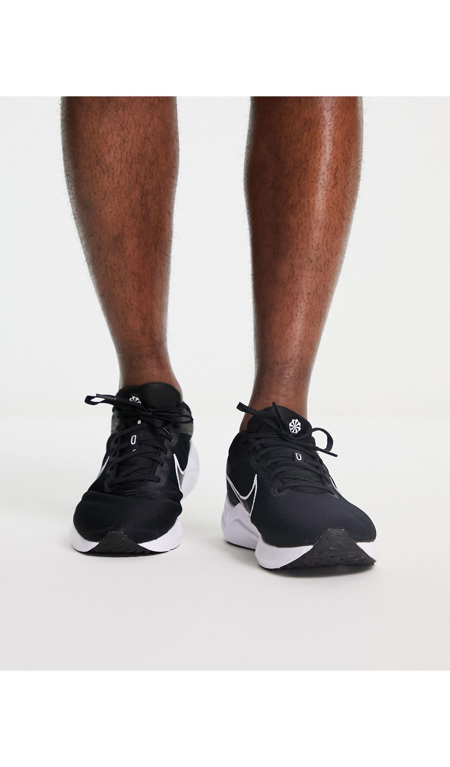 Nike Downshifter 12 Trainers in Black for Men | Lyst