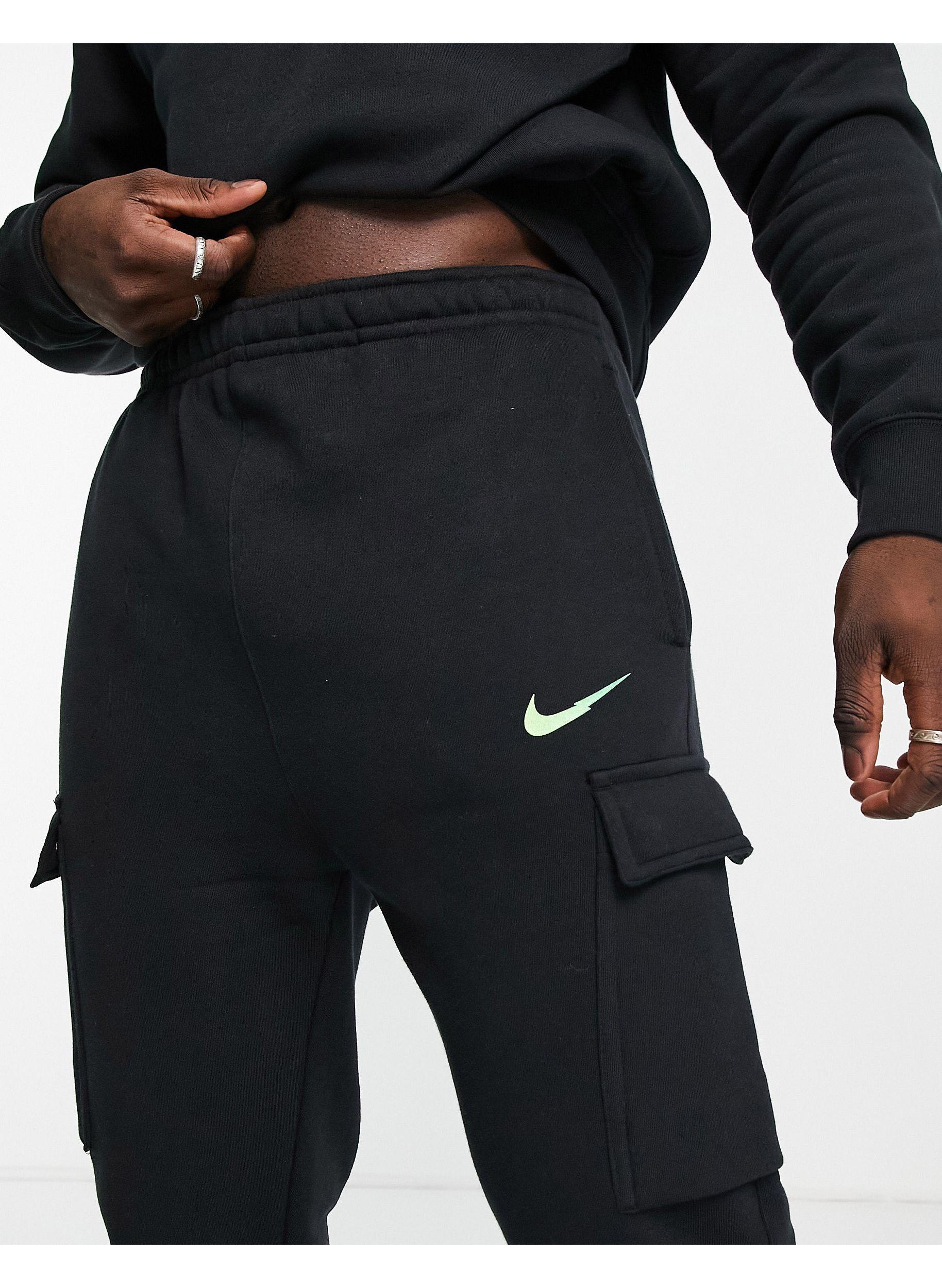 nike zig zag swoosh cargo joggers